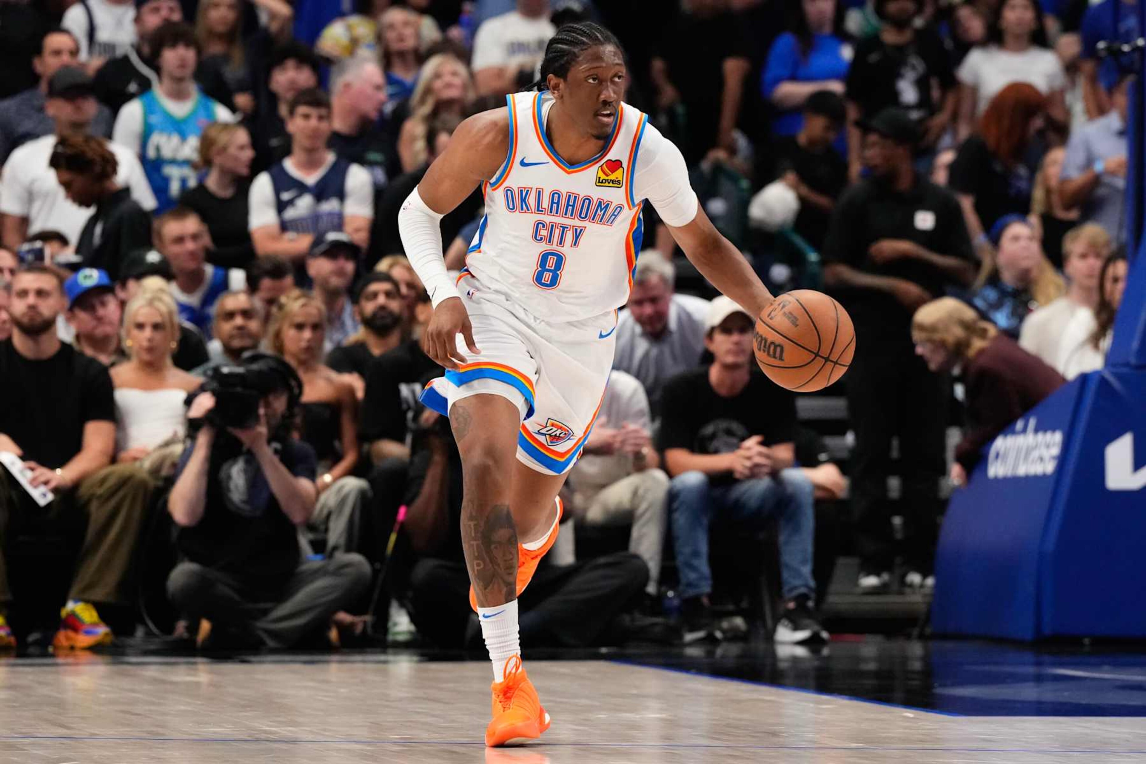 DALLAS, TEXAS - MAY 18: Jalen Williams #8 of the Oklahoma City Thunder brings the ball up the court during the second half of Game Six of the Western Conference Second Round Playoffs against the Dallas Mavericks at American Airlines Center on May 18, 2024 in Dallas, Texas. NOTE TO USER: User expressly acknowledges and agrees that, by downloading and or using this photograph, User is consenting to the terms and conditions of the Getty Images License Agreement. (Photo by Sam Hodde/Getty Images) DALLAS, TEXAS - MAY 18: Jalen Williams #8 of the Oklahoma City Thunder brings the ball up the court during the second half of Game Six of the Western Conference Second Round Playoffs against the Dallas Mavericks at American Airlines Center on May 18, 2024 in Dallas, Texas. NOTE TO USER: User expressly acknowledges and agrees that, by downloading and or using this photograph, User is consenting to the terms and conditions of the Getty Images License Agreement. (Photo by Sam Hodde/Getty Images)