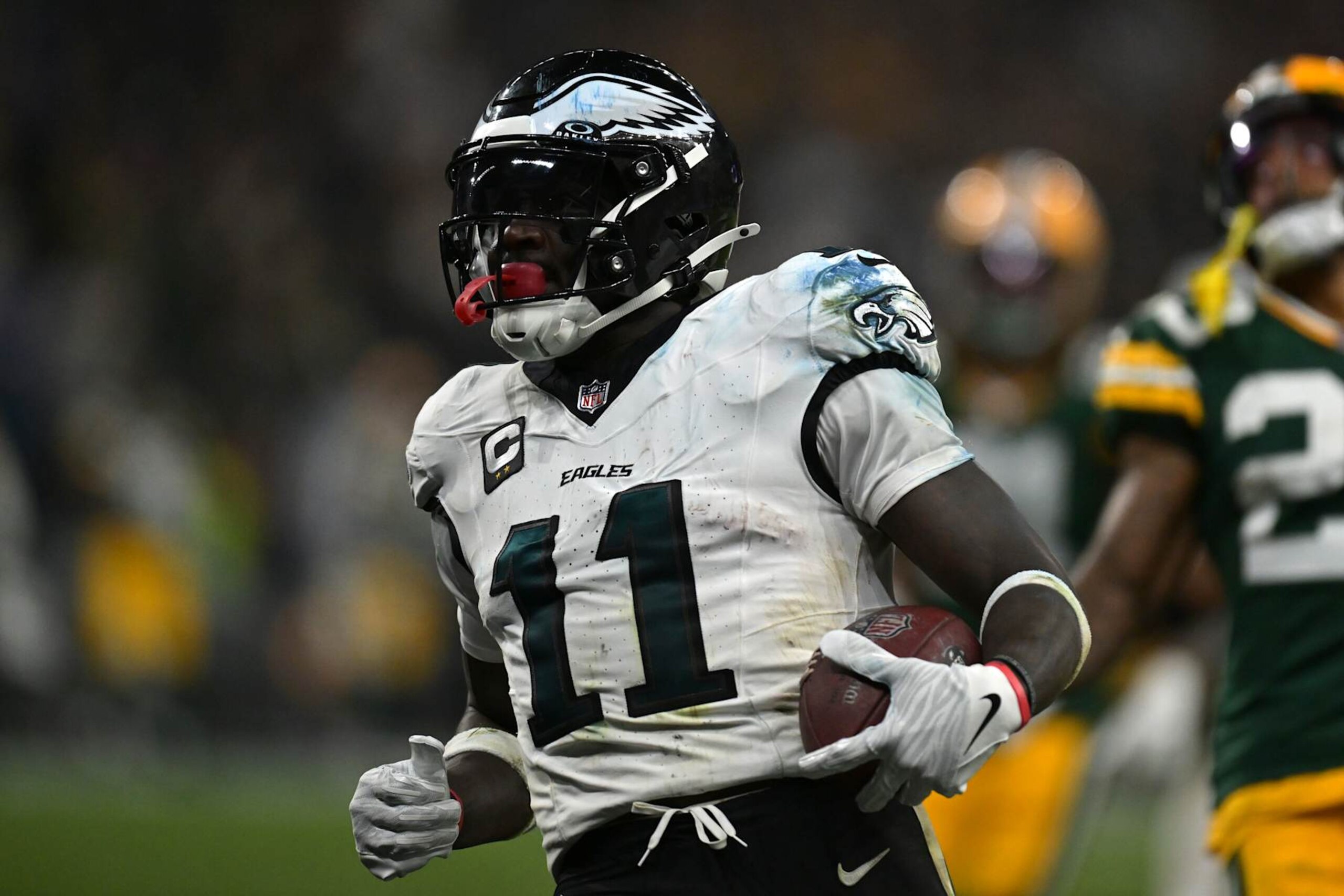 SAO PAULO, BRAZIL - SEPTEMBER 06: A.J. Brown #11 of the Philadelphia Eagles runs for a touchdown during the third quarter against the Green Bay Packers at Arena Corinthians on September 06, 2024 in Sao Paulo, Brazil. (Photo by Pedro Vilela/Getty Images)