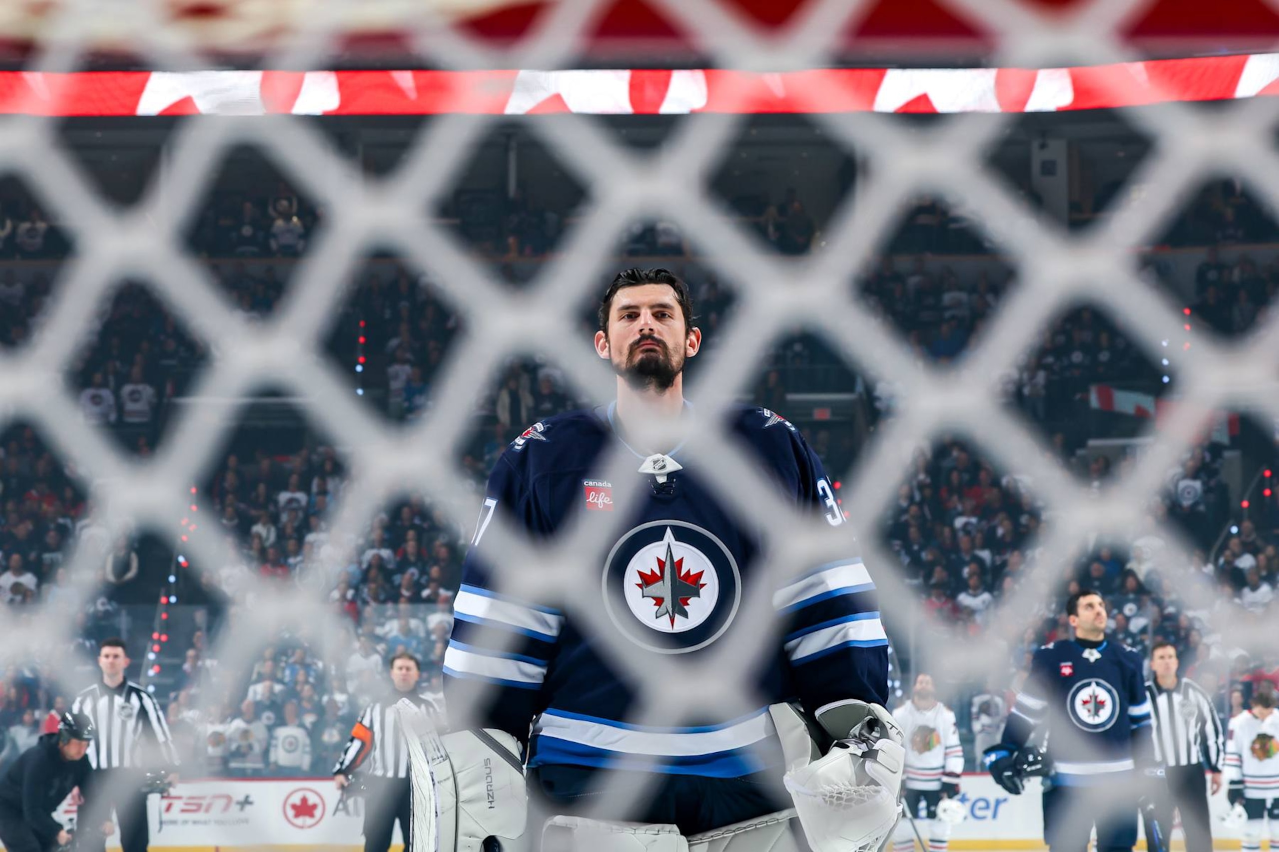 Connor Hellebuyck