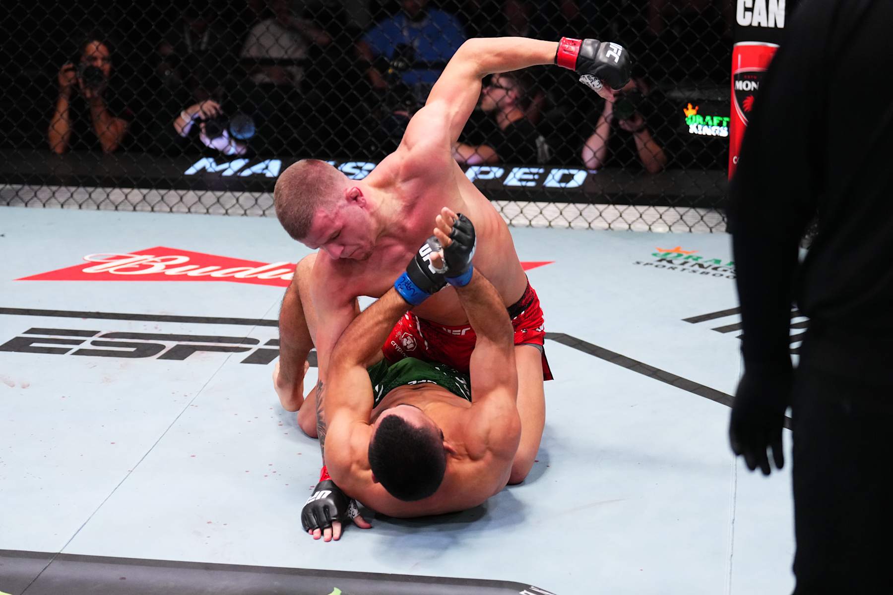 Grant Dawson punches Rafa Garcia