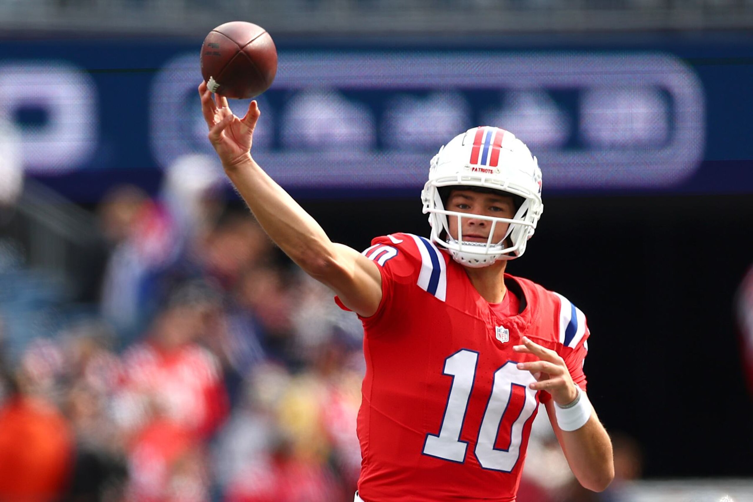 FOXBOROUGH, MASSACHUSETTS - OCTOBER 13: Drake Maye #10 of the New England Patriots warms-up prior to his first NFL start against the Houston Texans at Gillette Stadium on October 13, 2024 in Foxborough, Massachusetts. (Photo by Maddie Meyer/Getty Images)