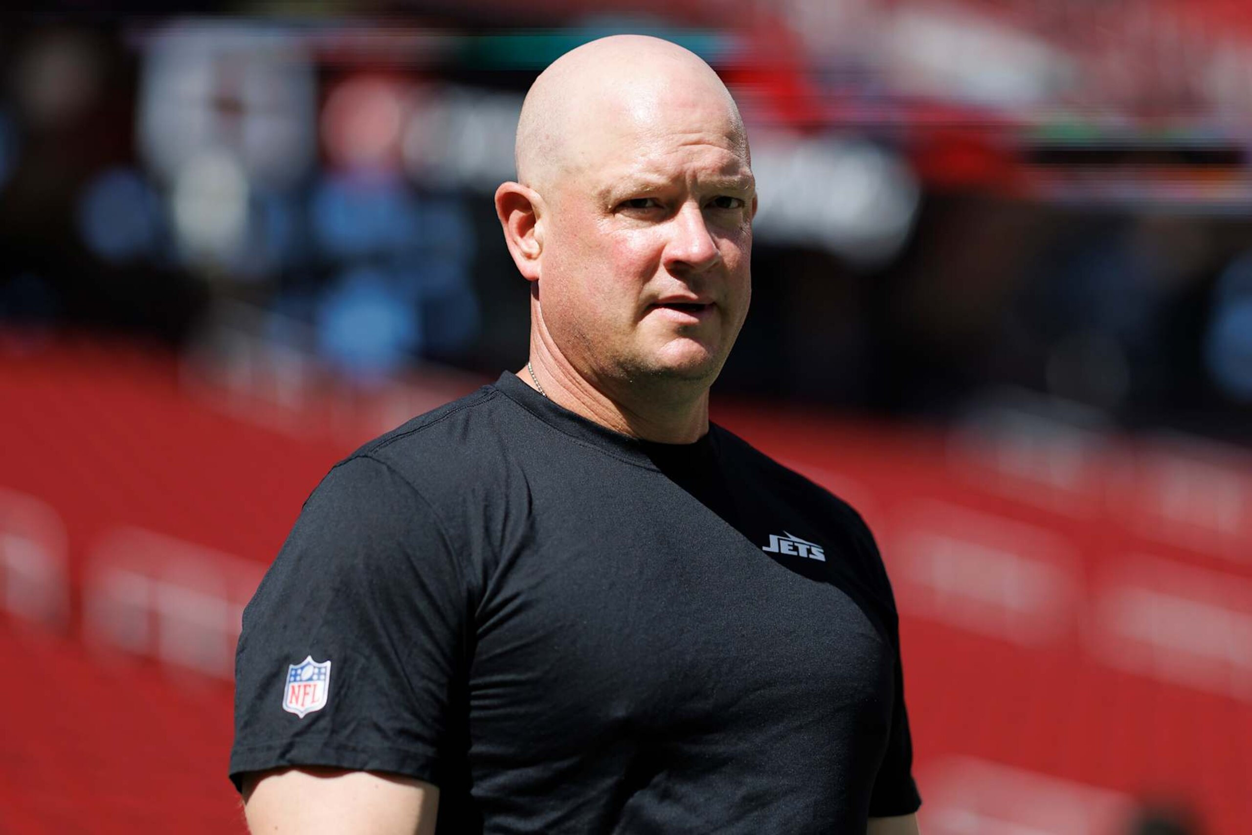 SANTA CLARA, CA - SEPTEMBER 9: Offensive coordinator Nathaniel Hackett of the New York Jets walks on the field prior to an NFL football game against the San Francisco 49ers, at Levi's Stadium on September 9, 2024 in Santa Clara, California. (Photo by Brooke Sutton/Getty Images) SANTA CLARA, CA - SEPTEMBER 9: Offensive coordinator Nathaniel Hackett of the New York Jets walks on the field prior to an NFL football game against the San Francisco 49ers, at Levi's Stadium on September 9, 2024 in Santa Clara, California. (Photo by Brooke Sutton/Getty Images)