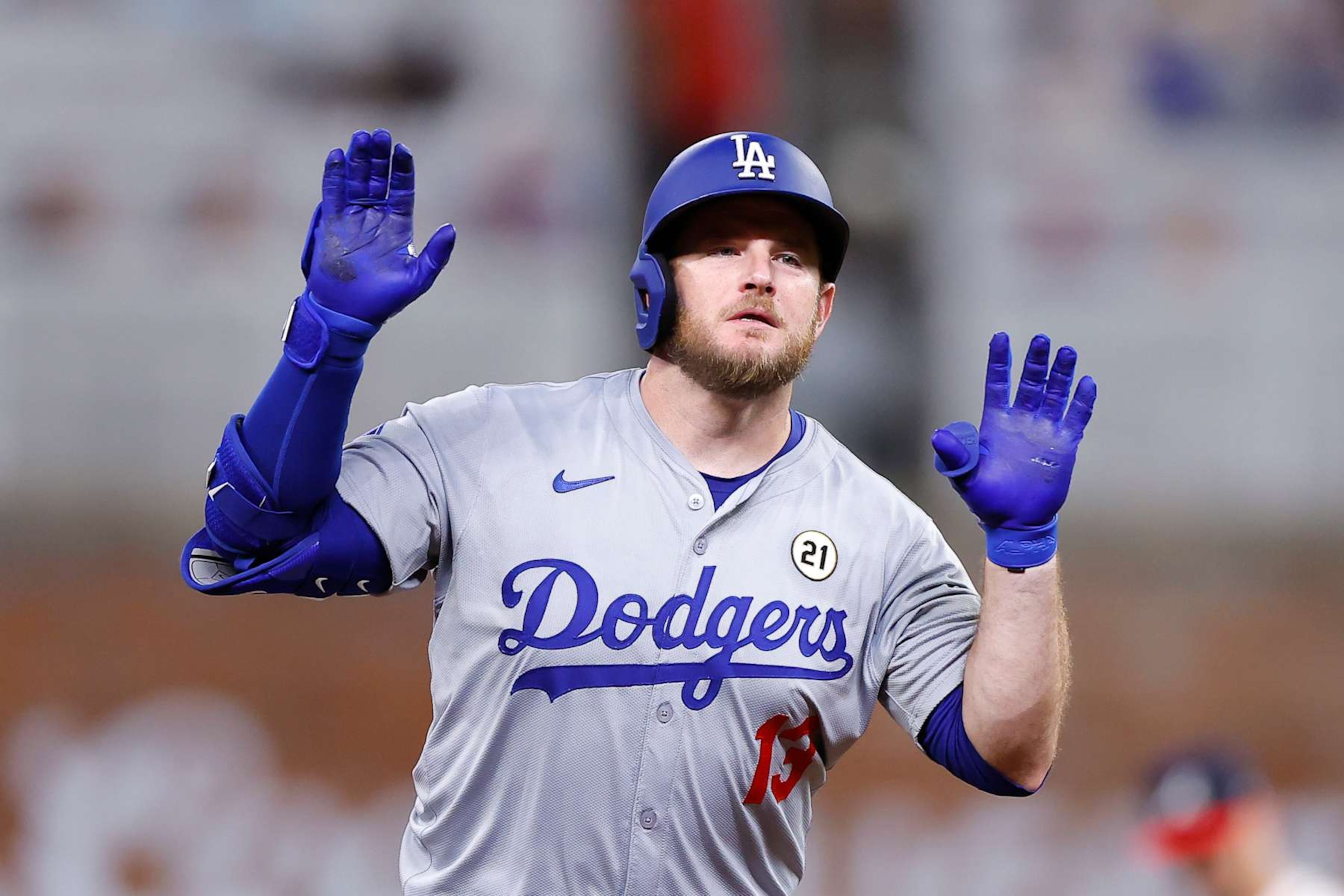 Max Muncy Max Muncy