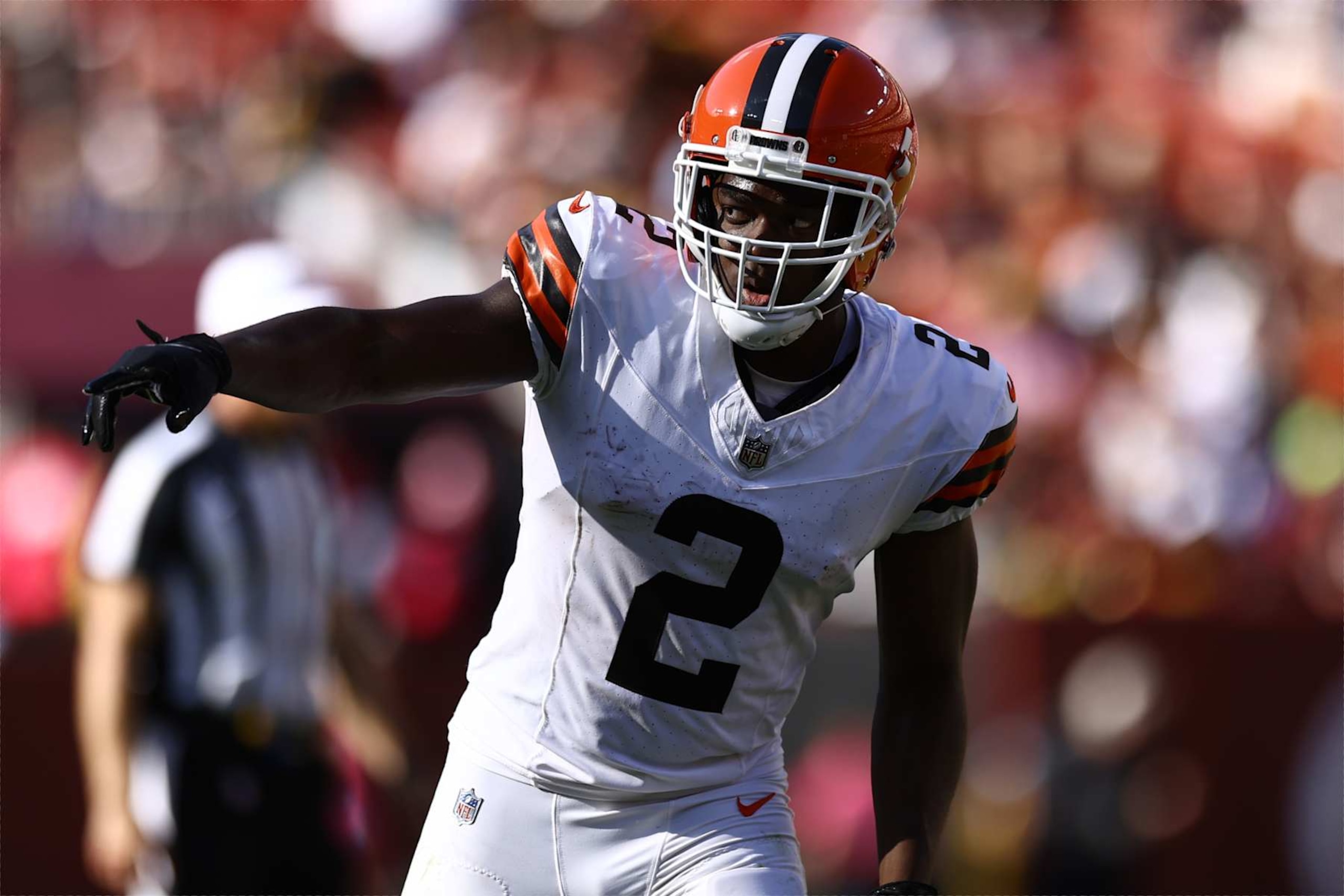 LANDOVER, MARYLAND - OCTOBER 06: Amari Cooper #2 of the Cleveland Browns looks on against the Washington Commanders at Northwest Stadium on October 06, 2024 in Landover, Maryland. (Photo by Timothy Nwachukwu/Getty Images) LANDOVER, MARYLAND - OCTOBER 06: Amari Cooper #2 of the Cleveland Browns looks on against the Washington Commanders at Northwest Stadium on October 06, 2024 in Landover, Maryland. (Photo by Timothy Nwachukwu/Getty Images)