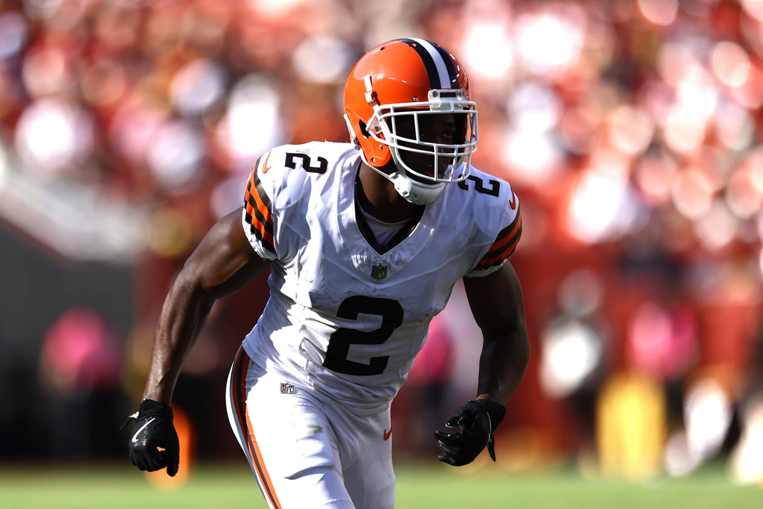 LANDOVER, MARYLAND - OCTOBER 06: Amari Cooper #2 of the Cleveland Browns looks on against the Washington Commanders at Northwest Stadium on October 06, 2024 in Landover, Maryland. (Photo by Timothy Nwachukwu/Getty Images) LANDOVER, MARYLAND - OCTOBER 06: Amari Cooper #2 of the Cleveland Browns looks on against the Washington Commanders at Northwest Stadium on October 06, 2024 in Landover, Maryland. (Photo by Timothy Nwachukwu/Getty Images)