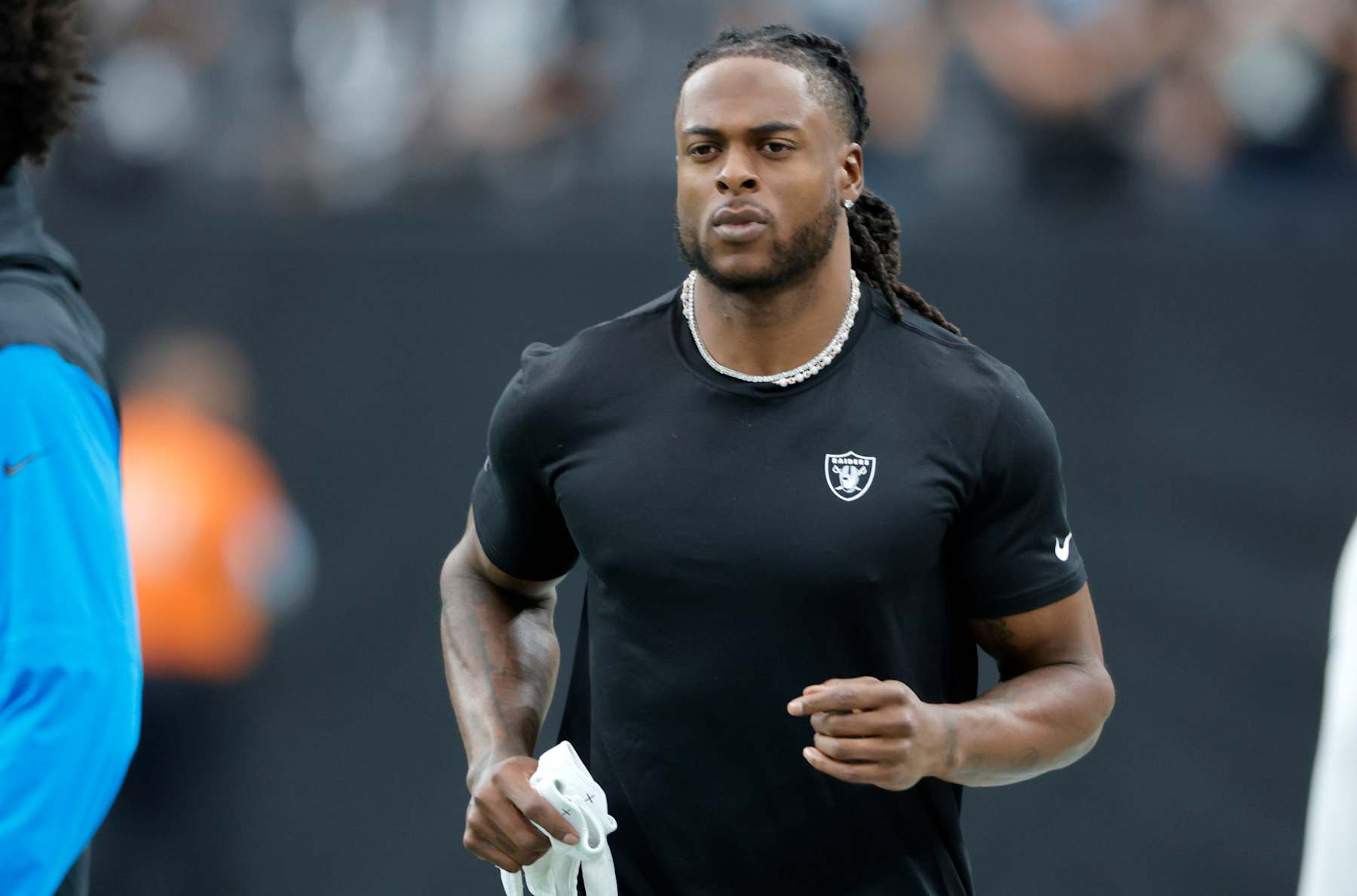 LAS VEGAS, NEVADA - SEPTEMBER 22: Davante Adams #17 of the Las Vegas Raiders warms up before a game between the Las Vegas Raiders and Carolina Panthers at Allegiant Stadium on September 22, 2024 in Las Vegas, Nevada. (Photo by Steve Marcus/Getty Images)