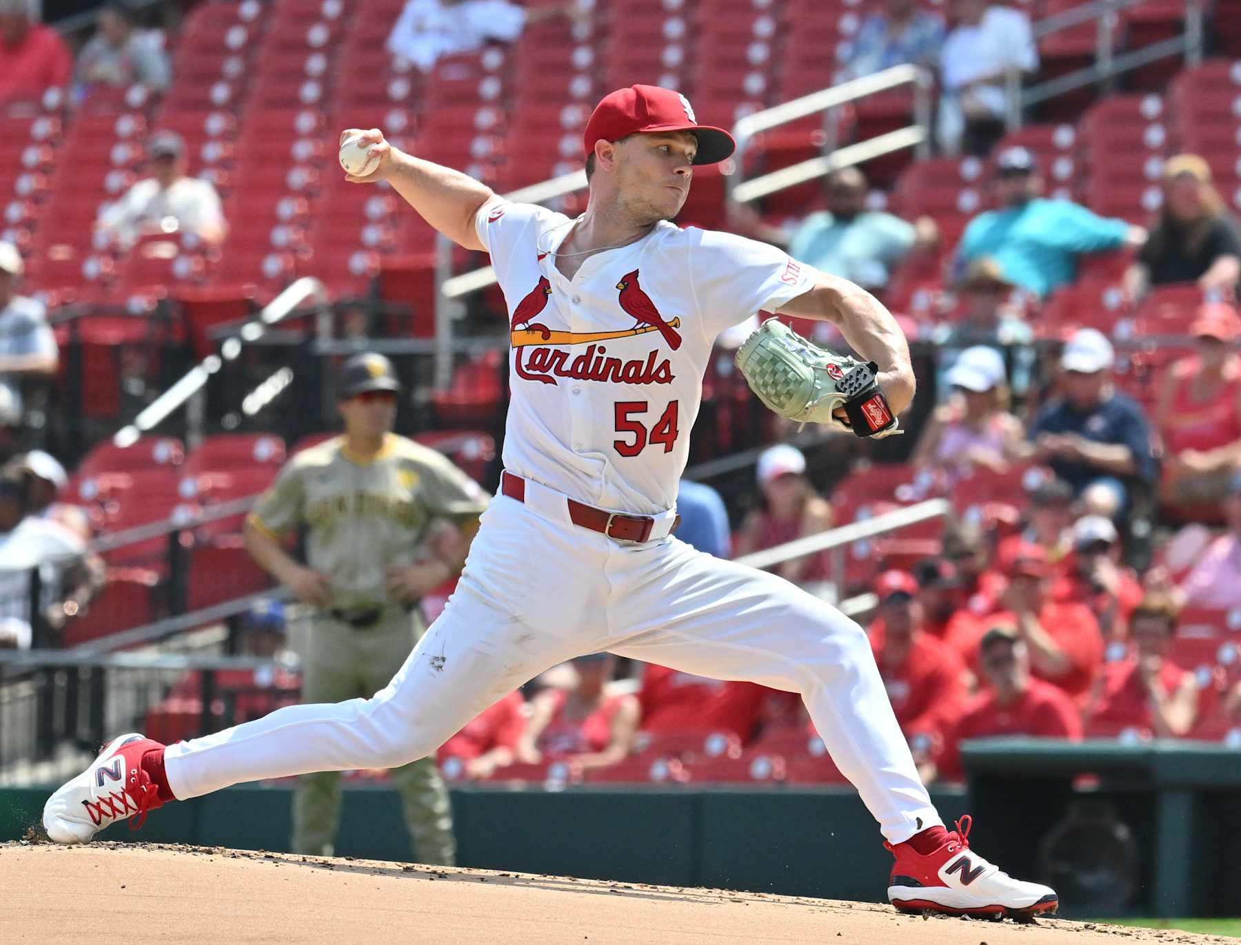ST. LOUIS. MO - AUGUST 29: St. Louis Cardinals starting pitcher Sonny Gray (54) pitches in the first inning during a MLB game between the San Diego Padres and the St. Louis Cardinals, on August  29, 2024, at Busch Stadium. St. Louis, MO. (Photo by Keith Gillett/IconSportswire)
