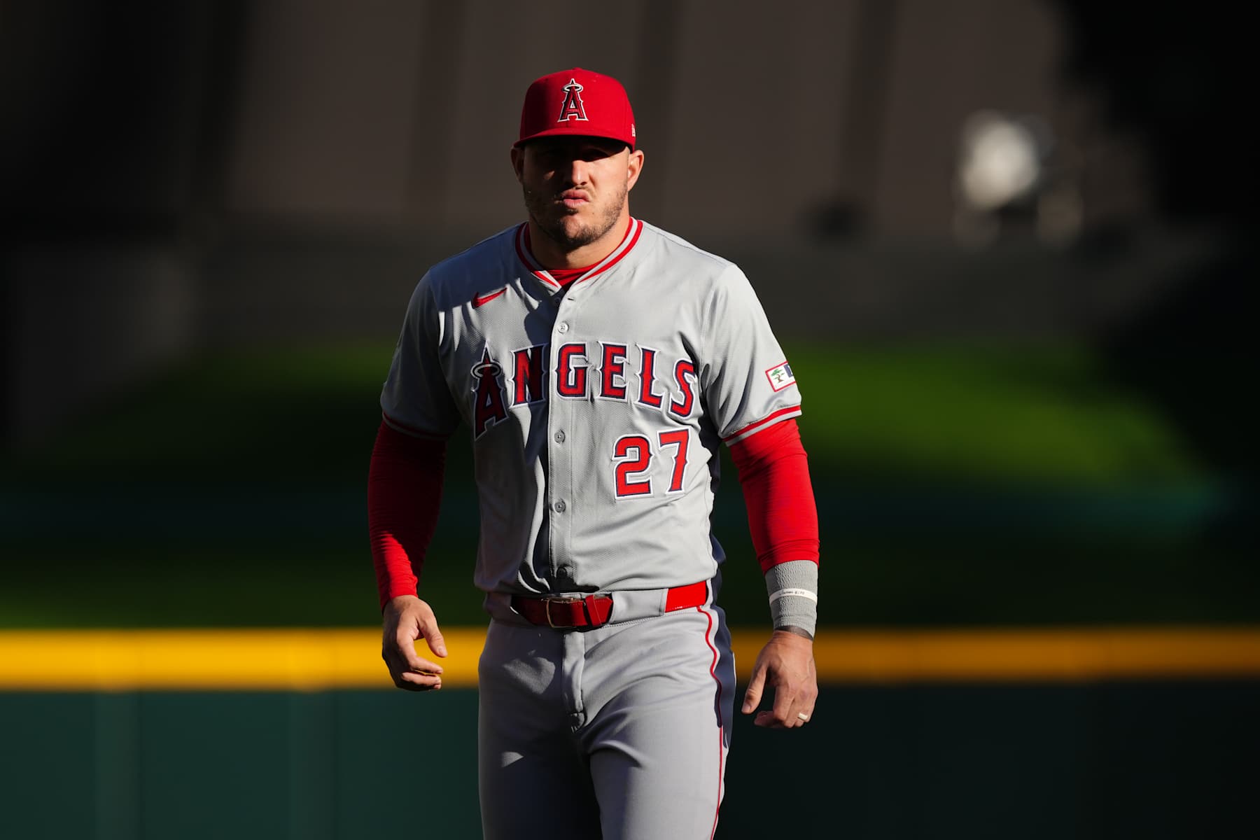 CINCINNATI, OHIO - APRIL 20: Mike Trout #27 of the Los Angeles Angels warms up before the game against the Cincinnati Reds at Great American Ball Park on April 20, 2024 in Cincinnati, Ohio. (Photo by Dylan Buell/Getty Images)