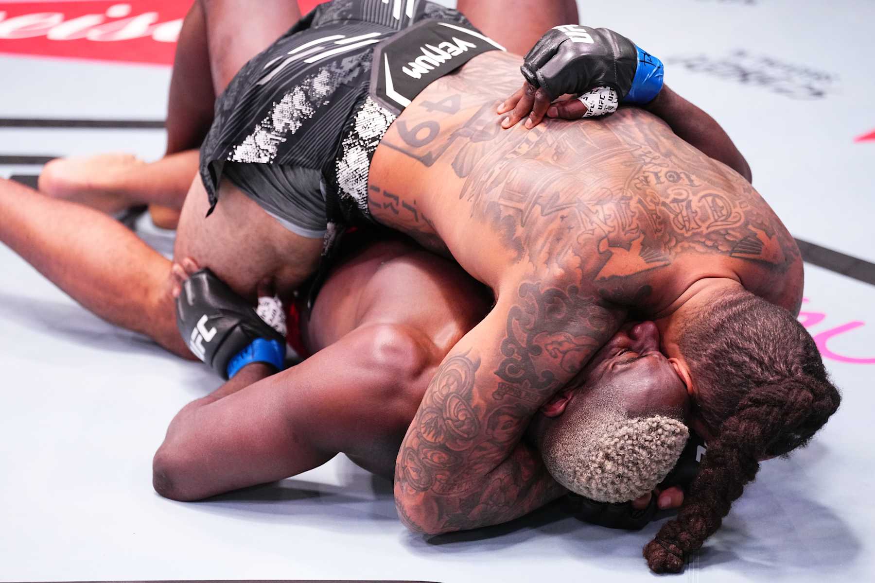 LAS VEGAS, NEVADA - OCTOBER 19: (R-L) Austen Lane battles Robelis Despaigne of Cuba in a heavyweight fight during the UFC Fight Night event at UFC APEX on October 19, 2024 in Las Vegas, Nevada.  (Photo by Jeff Bottari/Zuffa LLC)