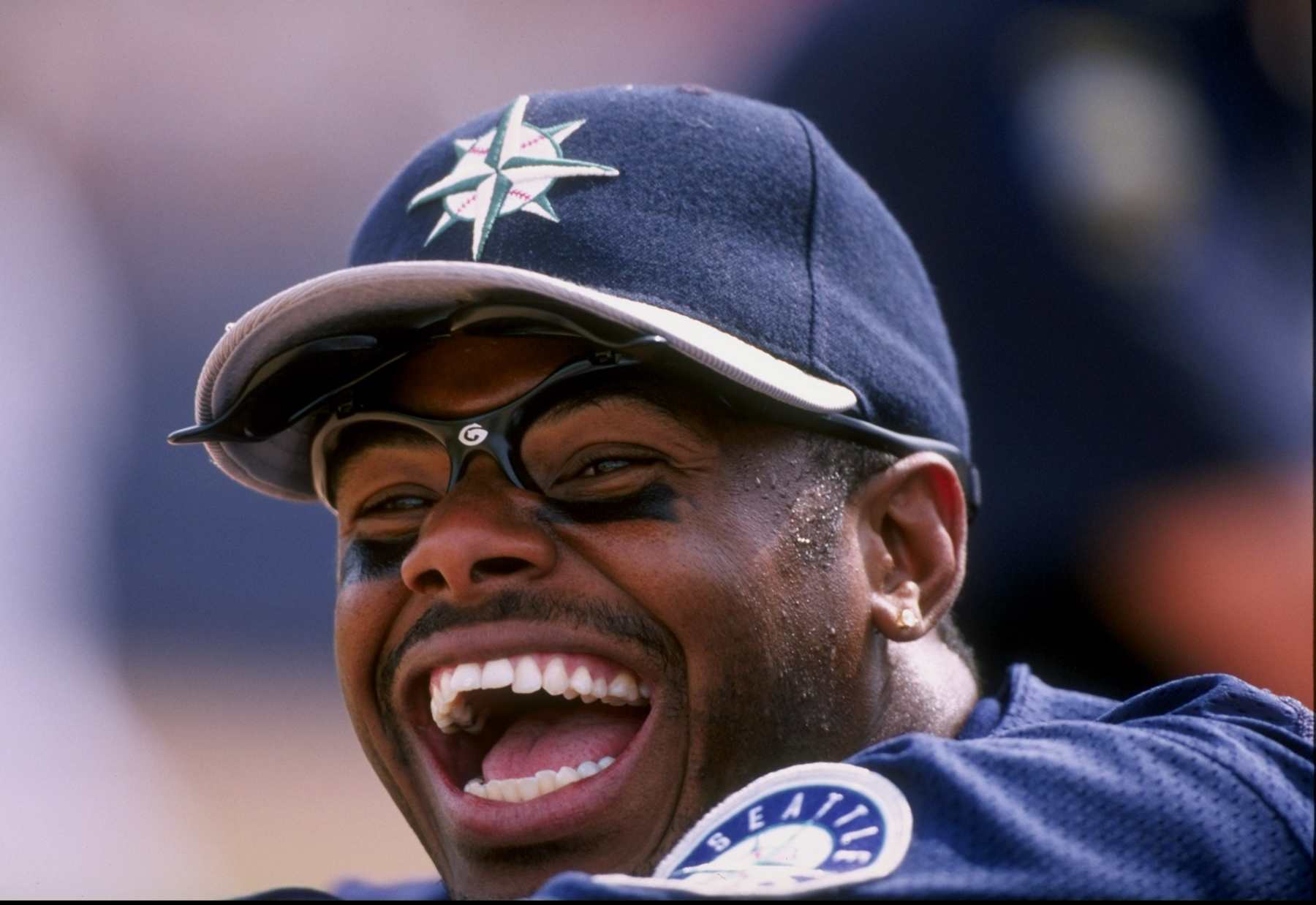 21 Mar 1998:  Oufielder Ken Griffey Jr. of the Seattle Mariners in action during a spring training game against the Chicago Cubs at the Peoria Sports Complex in Peoria, Arizona. Mandatory Credit: Jeff Carlick  /Allsport