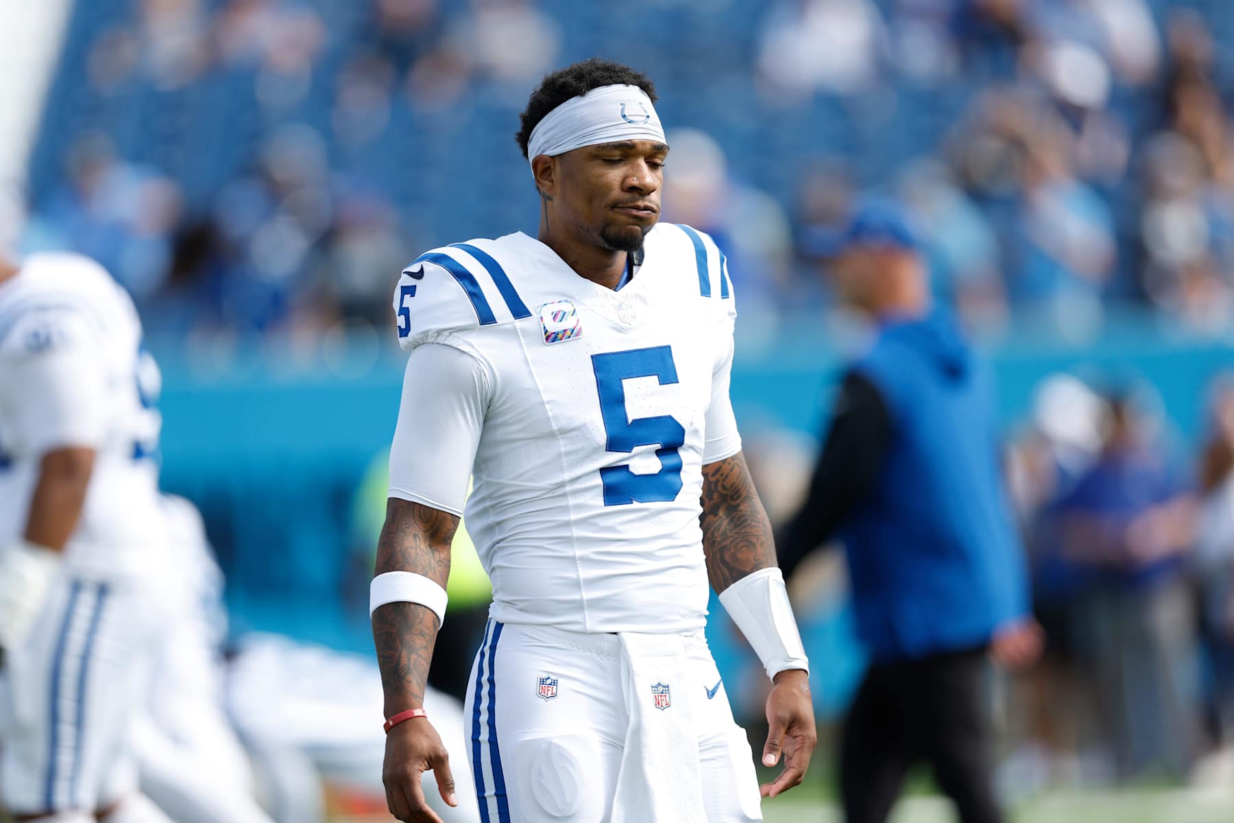 NASHVILLE, TENNESSEE - OCTOBER 13: Anthony Richardson #5 of the Indianapolis Colts on the field prior to the game against the Tennessee Titans at Nissan Stadium on October 13, 2024 in Nashville, Tennessee. (Photo by Wesley Hitt/Getty Images)