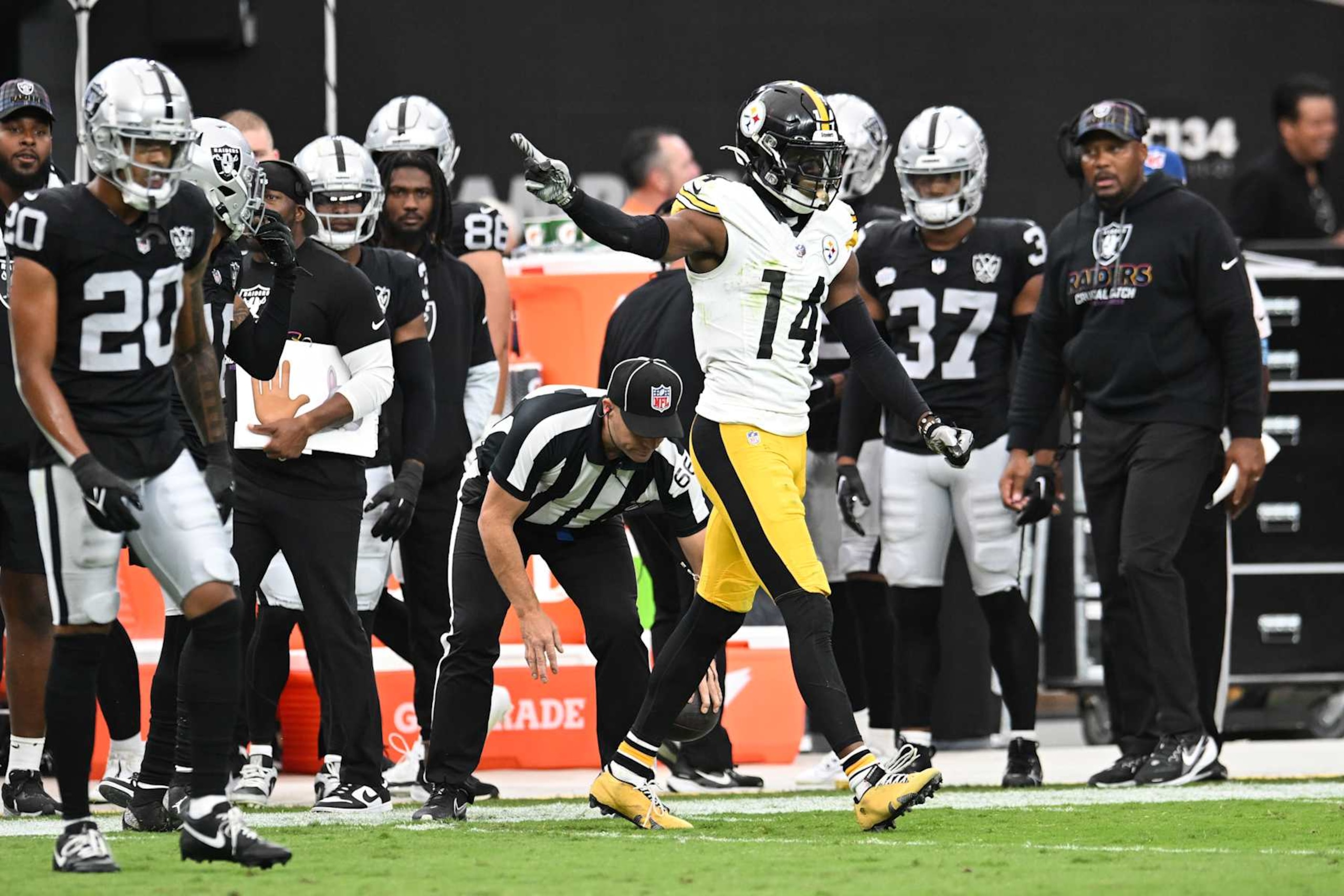 LAS VEGAS, NEVADA - OCTOBER 13: George Pickens #14 of the Pittsburgh Steelers reacts after a first down in the second quarter of a game against the Las Vegas Raiders at Allegiant Stadium on October 13, 2024 in Las Vegas, Nevada. (Photo by Candice Ward/Getty Images)