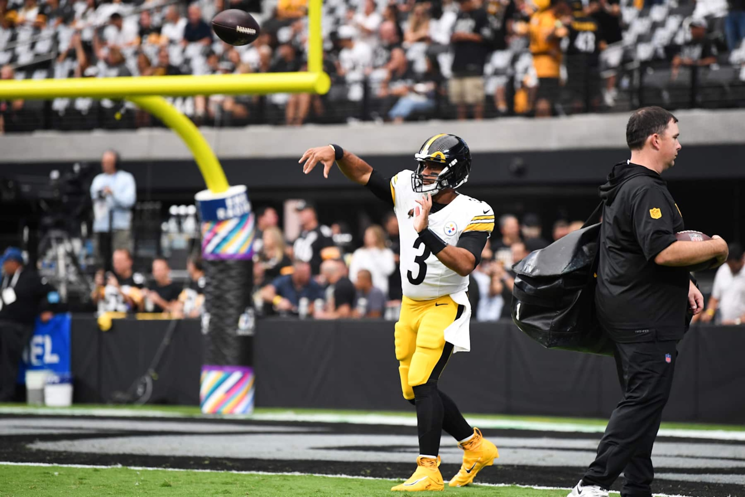 LAS VEGAS, NEVADA - OCTOBER 13: Russell Wilson #3 of the Pittsburgh Steelers warms-up prior to a game against the Las Vegas Raiders at Allegiant Stadium on October 13, 2024 in Las Vegas, Nevada. (Photo by Candice Ward/Getty Images)