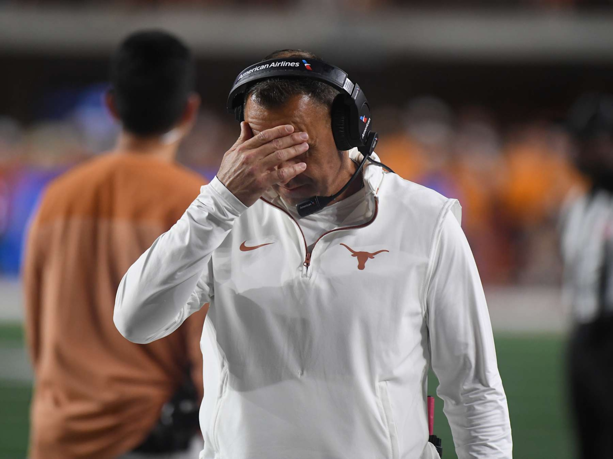 AUSTIN, TX - OCTOBER 19: Texas Longhorns head coach Steve Sarkisian reacts to a play during the college football game between the Georgia Bulldogs and the Texas Longhorns on October 19, 2024, at Darrell K Royal- Texas Memorial Stadium in Austin, TX. (Photo by Jeffrey Vest/Icon Sportswire via Getty Images)