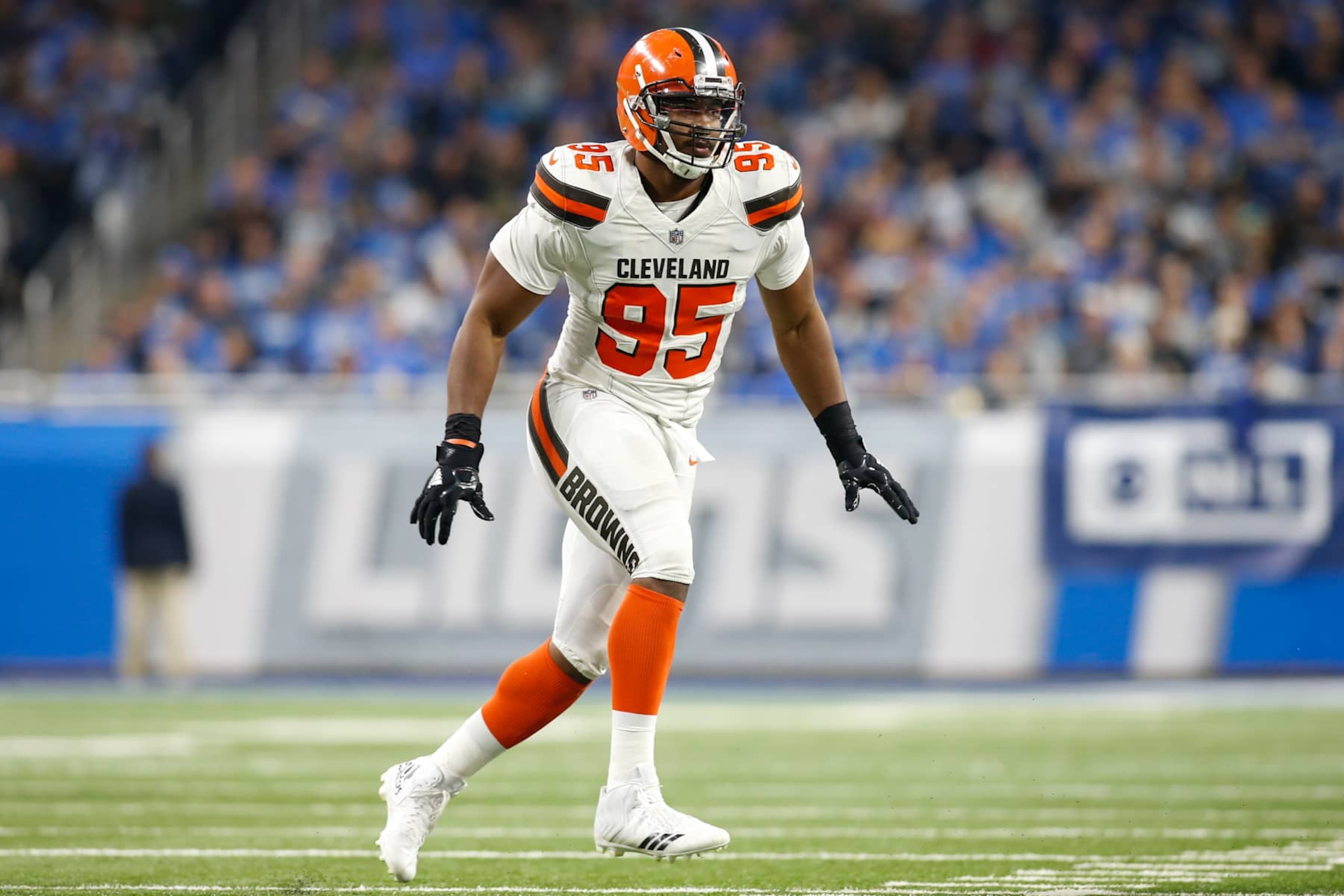 DETROIT, MI - NOVEMBER 12:  Cleveland Browns defensive lineman Myles Garrett (95) rushes during game action between the Cleveland Browns and the Detroit Lions on November 12, 2017 at Ford Field in Detroit, Michigan.  (Photo by Scott W. Grau/Icon Sportswire via Getty Images)