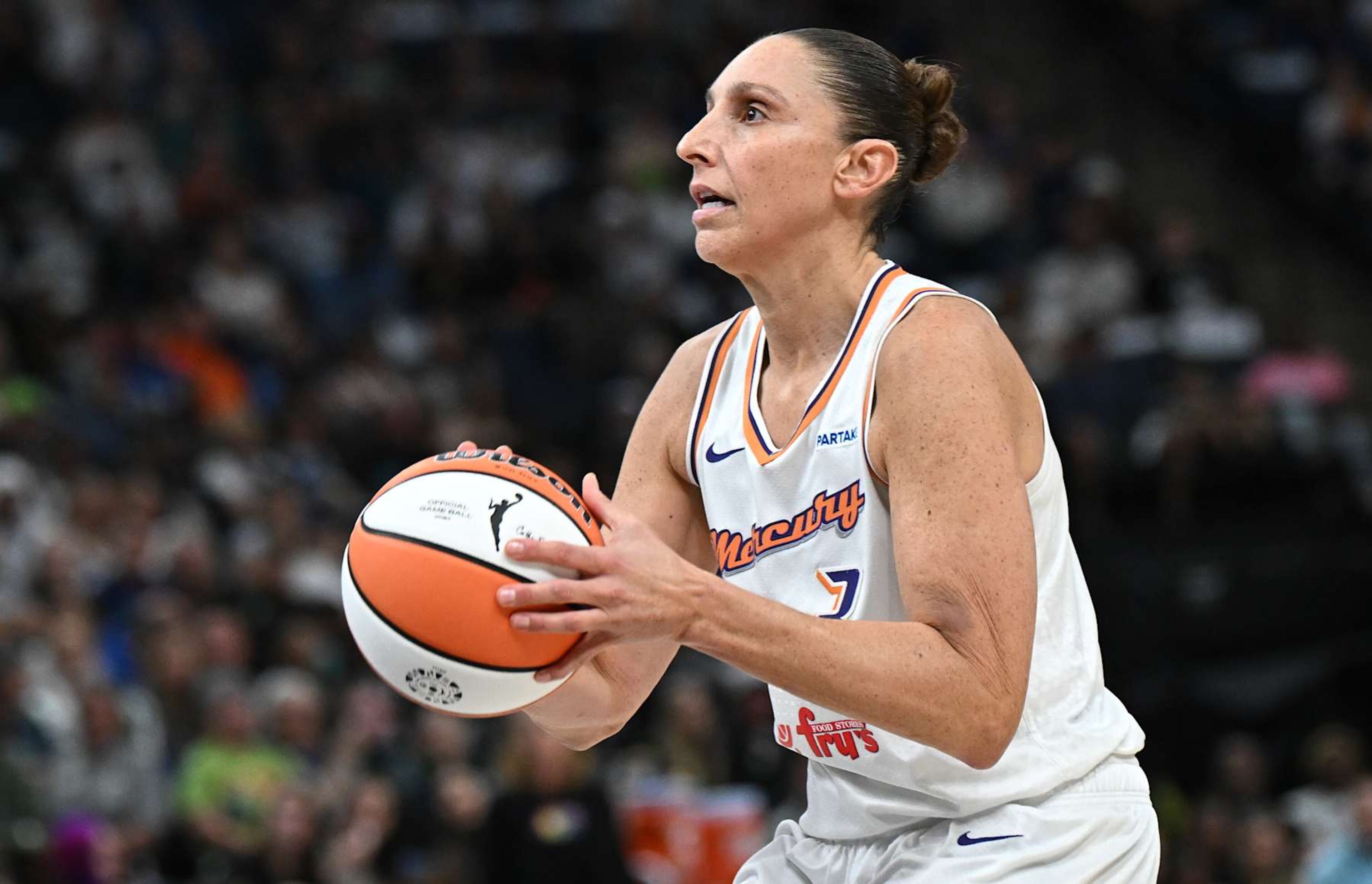 MINNEAPOLIS, MINNESOTA - SEPTEMBER 25: Diana Taurasi #3 of the Phoenix Mercury passes the ball in the second quarter in Game Two of Round One of the WNBA Playoffs against the Minnesota Lynx at Target Center on September 25, 2024 in Minneapolis, Minnesota. NOTE TO USER: User expressly acknowledges and agrees that, by downloading and or using this photograph, User is consenting to the terms and conditions of the Getty Images License Agreement. (Photo by Stephen Maturen/Getty Images) MINNEAPOLIS, MINNESOTA - SEPTEMBER 25: Diana Taurasi #3 of the Phoenix Mercury passes the ball in the second quarter in Game Two of Round One of the WNBA Playoffs against the Minnesota Lynx at Target Center on September 25, 2024 in Minneapolis, Minnesota. NOTE TO USER: User expressly acknowledges and agrees that, by downloading and or using this photograph, User is consenting to the terms and conditions of the Getty Images License Agreement. (Photo by Stephen Maturen/Getty Images)