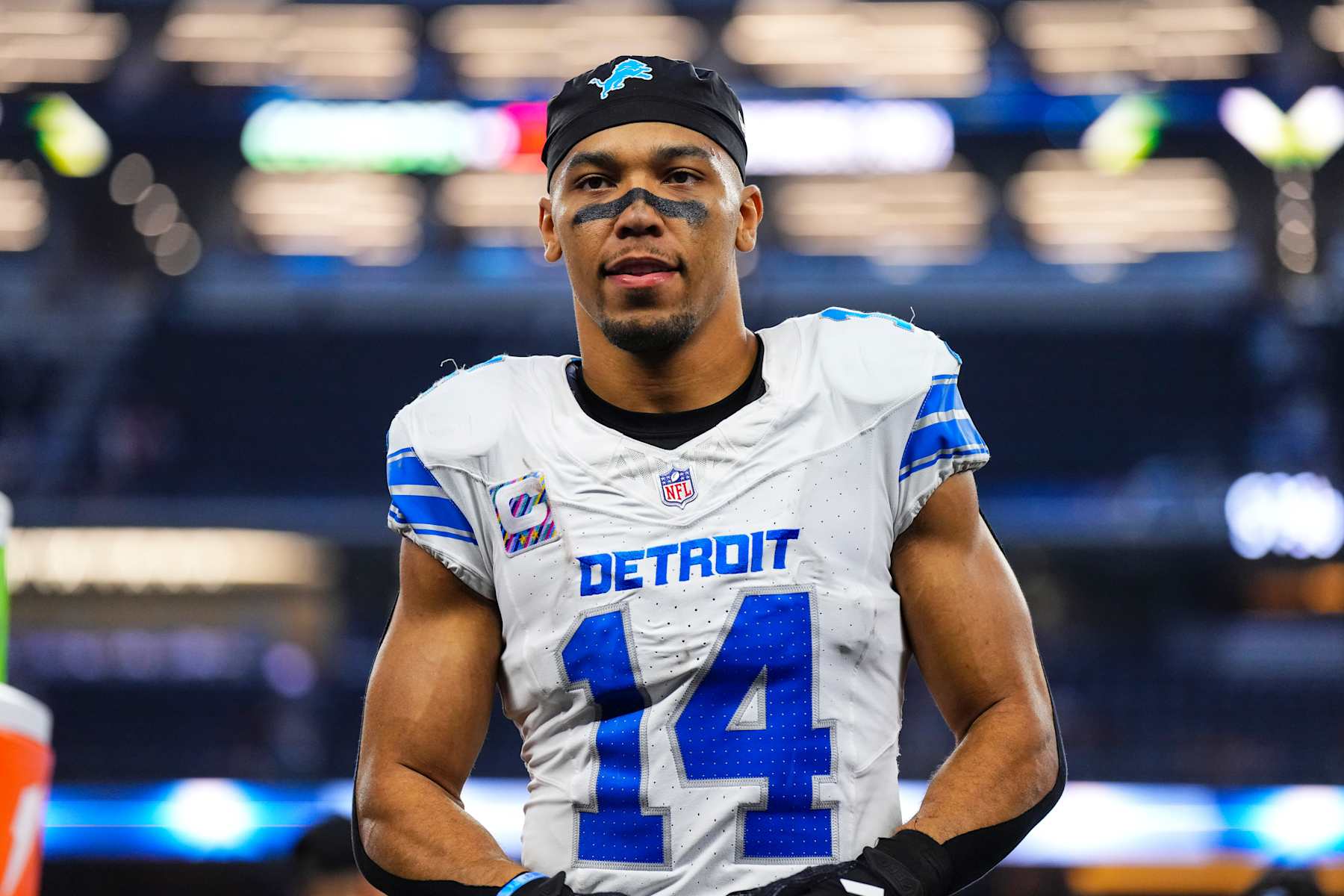 ARLINGTON, TX - OCTOBER 13: Amon-Ra St. Brown #14 of the Detroit Lions walks off of the field after an NFL football game against the Dallas Cowboys at AT&T Stadium on October 13, 2024 in Arlington, Texas. (Photo by Cooper Neill/Getty Images)