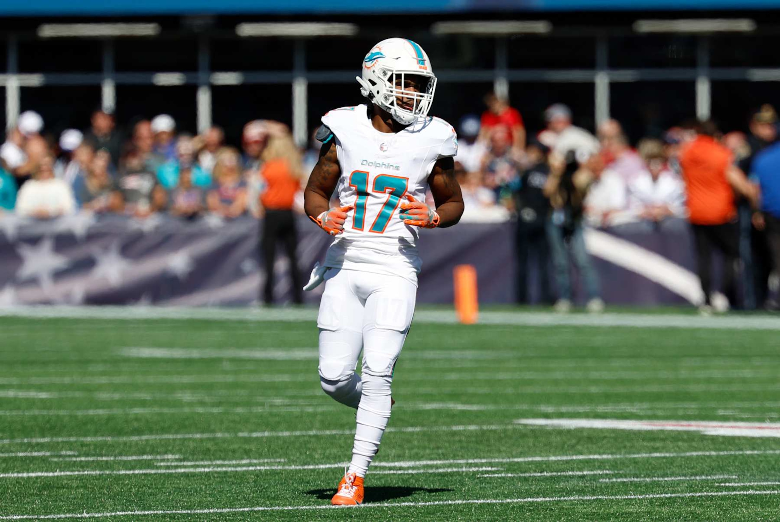 Jaylen Waddle
