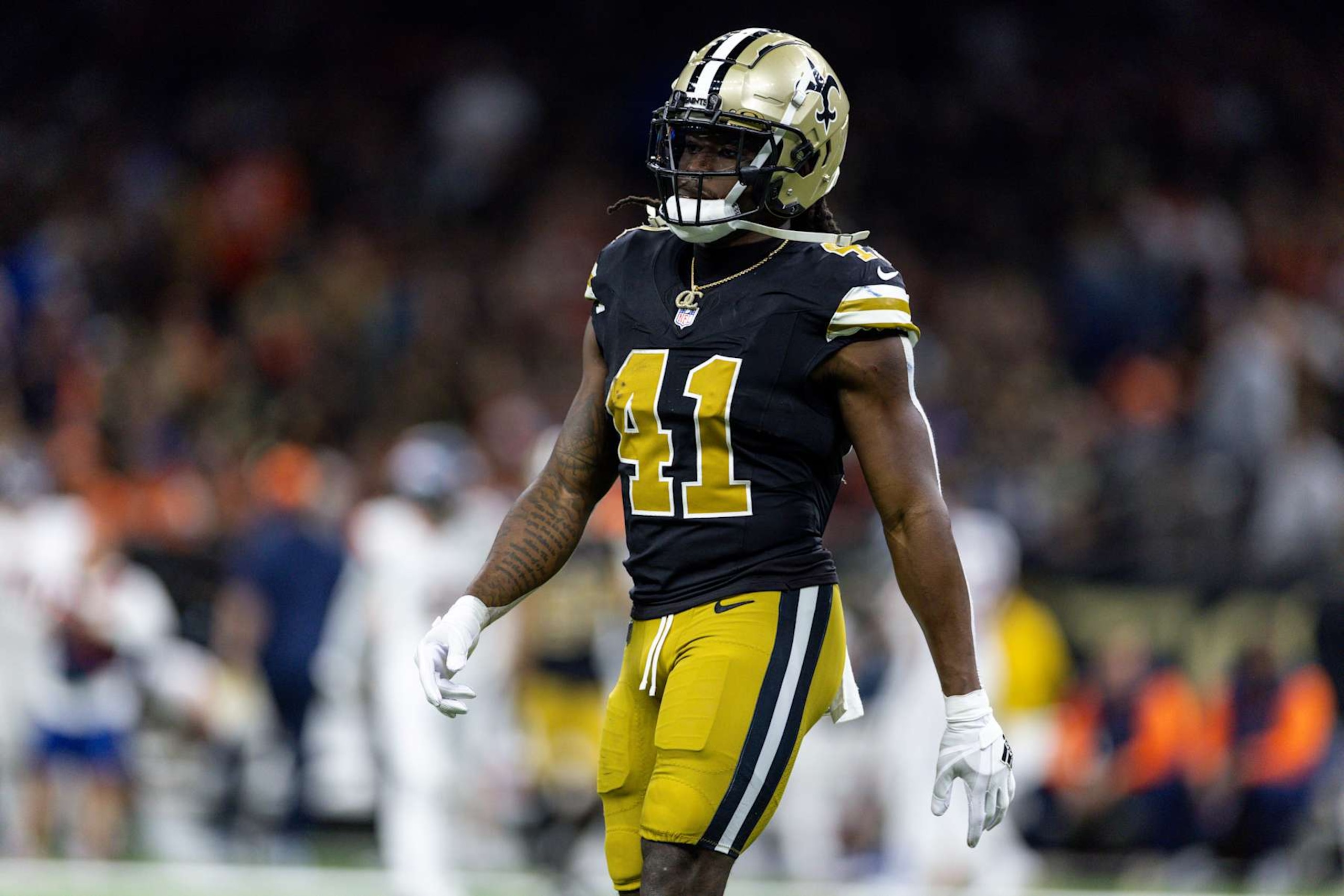 NEW ORLEANS, LOUSIANA - OCTOBER 17: Alvin Kamara #41 of the New Orleans looks on during an NFL Football game against the Denver Broncos at Caesars Superdome on October 17, 2024 in New Orleans, Lousiana. (Photo by Michael Owens/Getty Images)