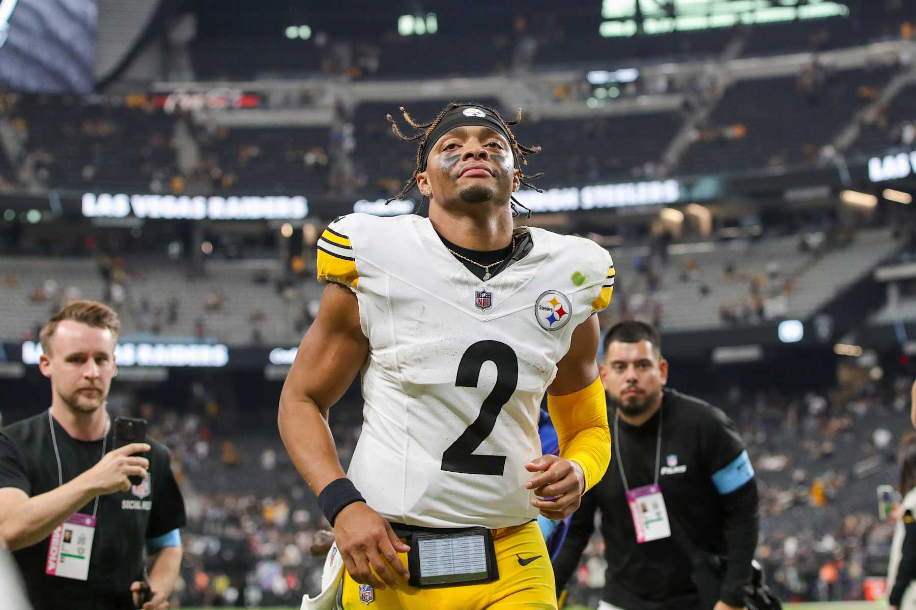 LAS VEGAS, NV - OCTOBER 13: Pittsburgh Steelers quarterback Justin Fields (2) walks off the field after a NFL game between the Pittsburgh Steelers a d the Las Vegas Raiders on October 13, 2024, at Allegiant Stadium in Las Vegas, NV. (Photo by Jordon Kelly/Icon Sportswire via Getty Images)