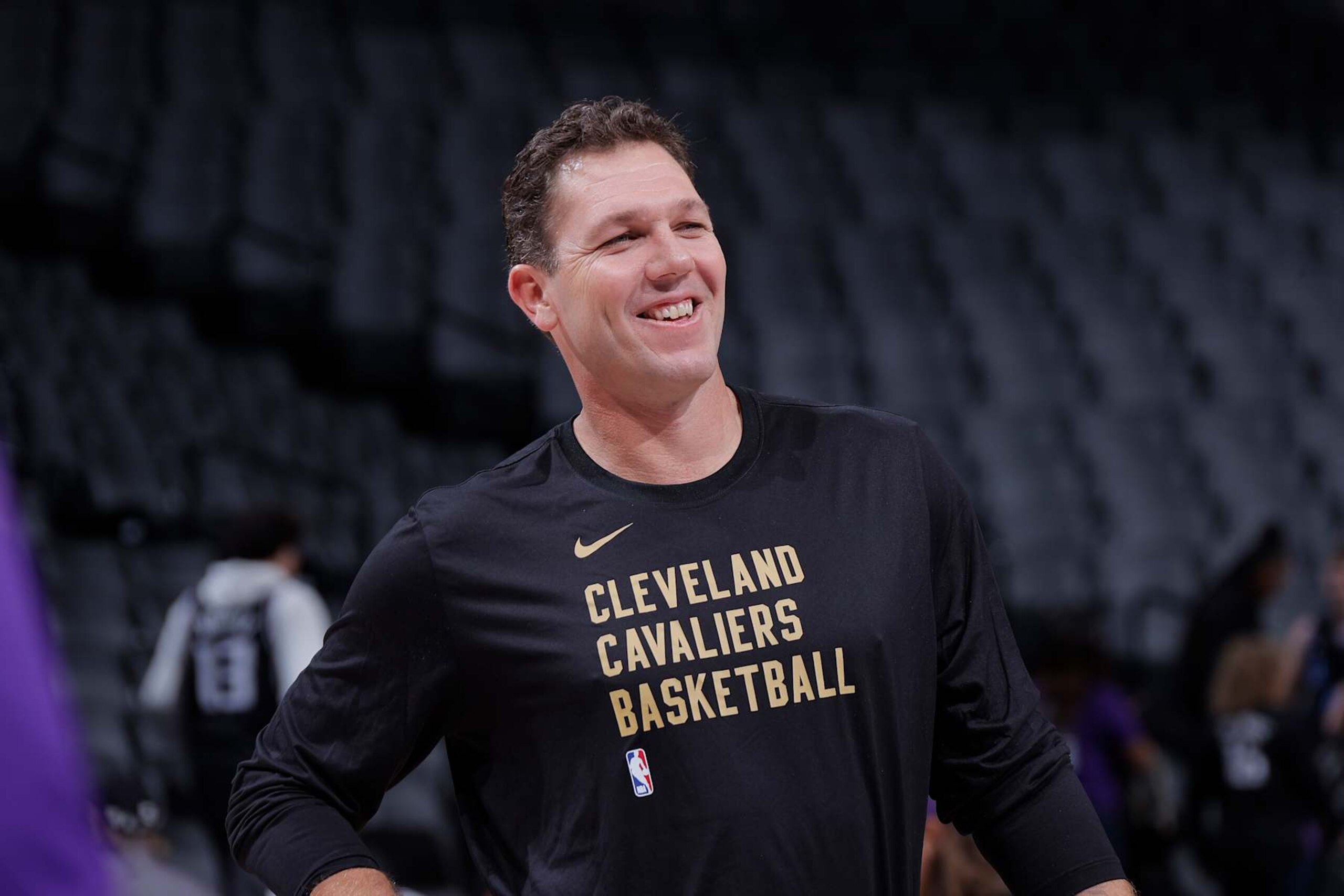 SACRAMENTO, CA - NOVEMBER 13: Assistant Coach Luke Walton of the Cleveland Cavaliers smiles prior to the game against the Sacramento Kings on November 13, 2023 at Golden 1 Center in Sacramento, California. NOTE TO USER: User expressly acknowledges and agrees that, by downloading and or using this photograph, User is consenting to the terms and conditions of the Getty Images Agreement. Mandatory Copyright Notice: Copyright 2023 NBAE (Photo by Rocky Widner/NBAE via Getty Images) SACRAMENTO, CA - NOVEMBER 13: Assistant Coach Luke Walton of the Cleveland Cavaliers smiles prior to the game against the Sacramento Kings on November 13, 2023 at Golden 1 Center in Sacramento, California. NOTE TO USER: User expressly acknowledges and agrees that, by downloading and or using this photograph, User is consenting to the terms and conditions of the Getty Images Agreement. Mandatory Copyright Notice: Copyright 2023 NBAE (Photo by Rocky Widner/NBAE via Getty Images)