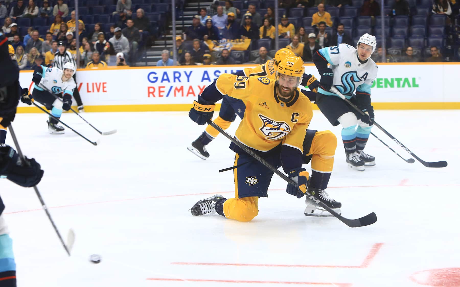 NASHVILLE, TN - OCTOBER 15: Nashville Predators defenseman Roman Josi (59) defends during the NHL game between the Nashville Predators and Seattle Kraken, held on October 15, 2024, at Bridgestone Arena in Nashville, Tennessee.  (Photo by Danny Murphy/Icon Sportswire via Getty Images)