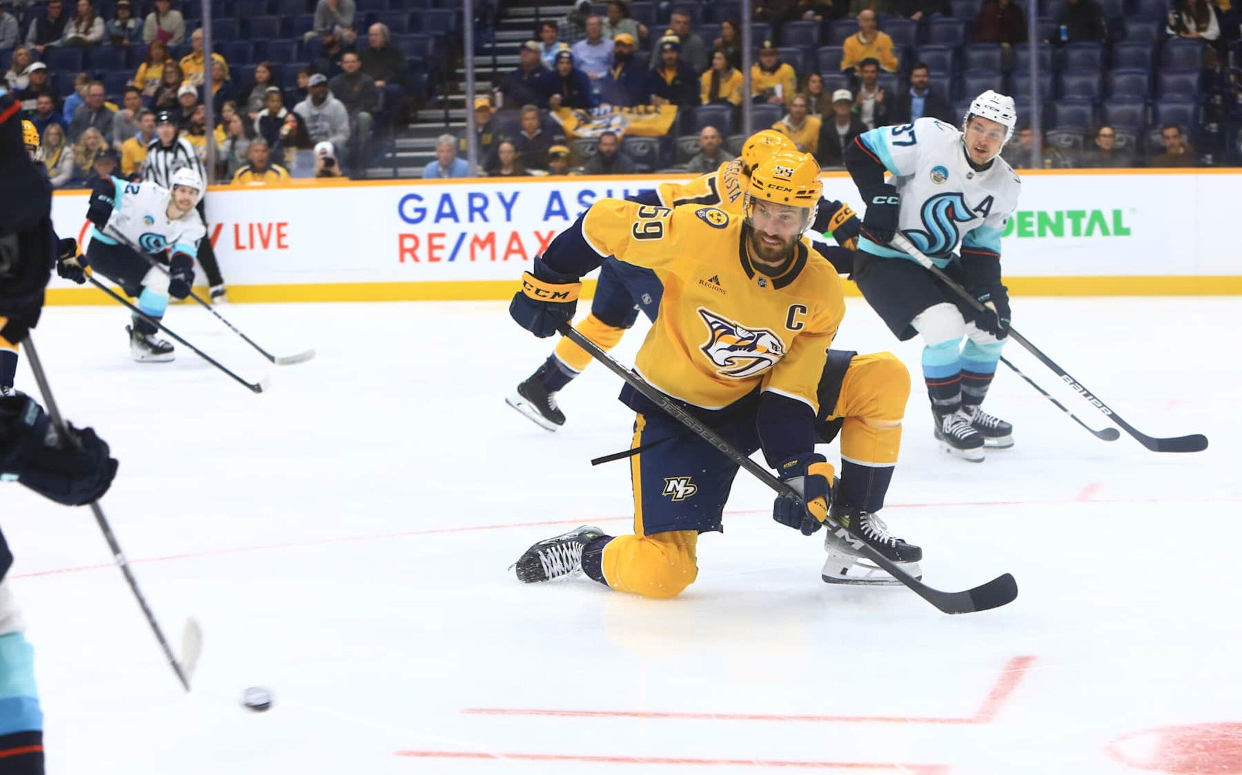 NASHVILLE, TN - OCTOBER 15: Nashville Predators defenseman Roman Josi (59) defends during the NHL game between the Nashville Predators and Seattle Kraken, held on October 15, 2024, at Bridgestone Arena in Nashville, Tennessee. (Photo by Danny Murphy/Icon Sportswire via Getty Images) NASHVILLE, TN - OCTOBER 15: Nashville Predators defenseman Roman Josi (59) defends during the NHL game between the Nashville Predators and Seattle Kraken, held on October 15, 2024, at Bridgestone Arena in Nashville, Tennessee. (Photo by Danny Murphy/Icon Sportswire via Getty Images)