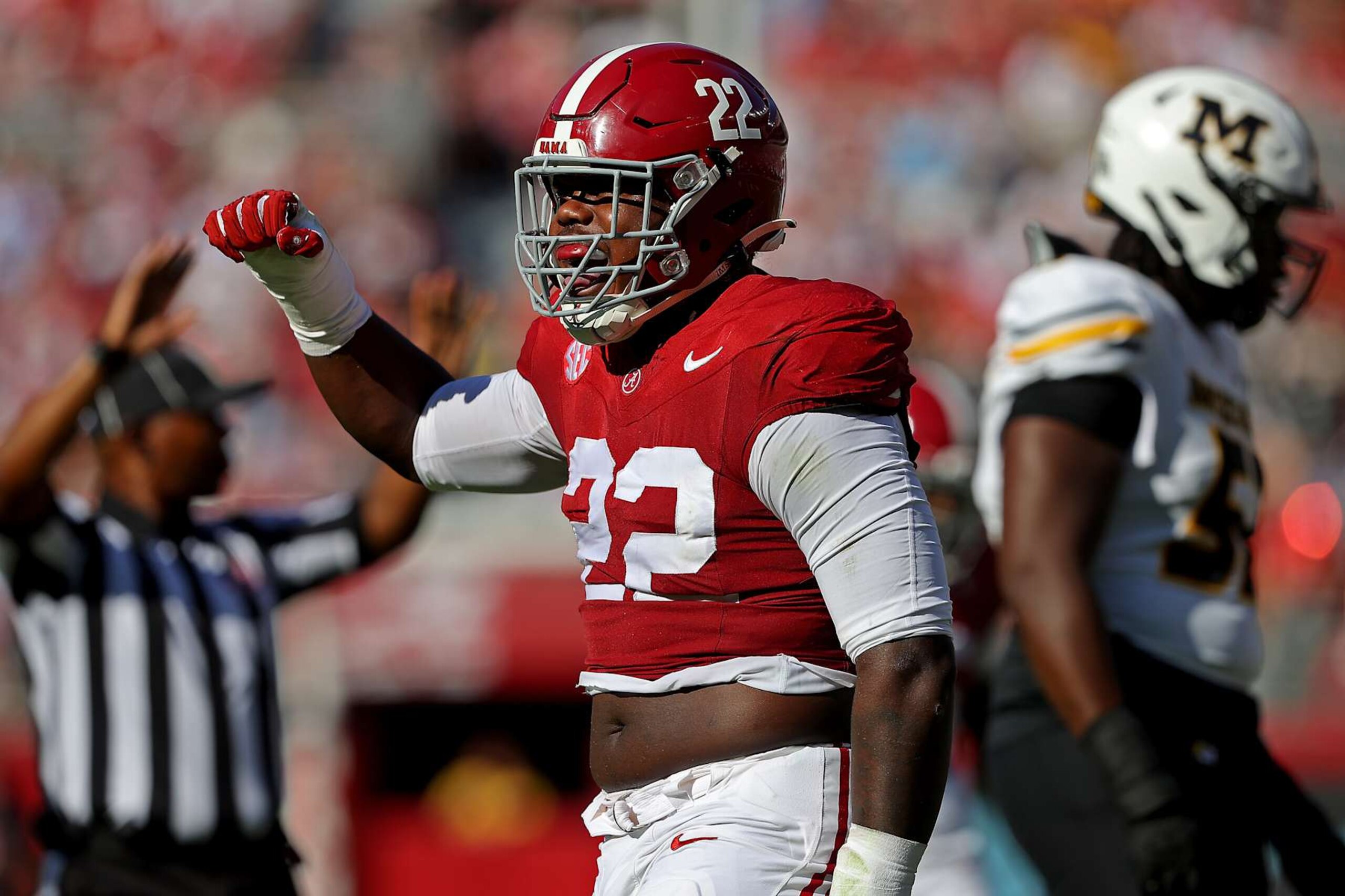 TUSCALOOSA, ALABAMA - OCTOBER 26: LT Overton #22 of the Alabama Crimson Tide celebrates after a sack against the Missouri Tigers during the first half at Bryant-Denny Stadium on October 26, 2024 in Tuscaloosa, Alabama. (Photo by Jason Clark/Getty Images)