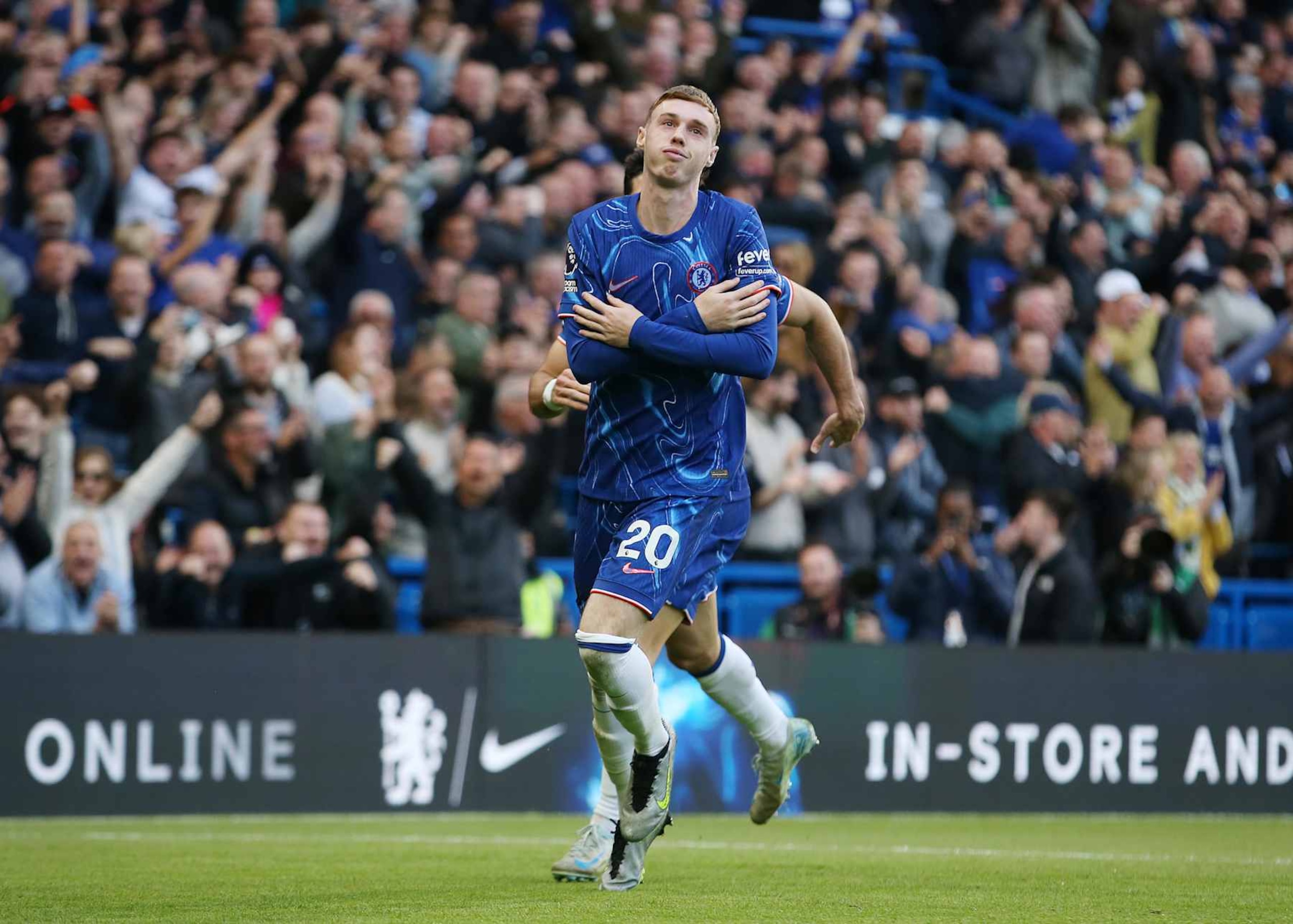 LONDON, ENGLAND - OCTOBER 27:  Cole Palmer of Chelsea goal celebration after scoring a goal to put Chelsea 2-1 ahead during the Premier League match between Chelsea FC and Newcastle United FC at Stamford Bridge on October 27, 2024 in London, England. (Photo by Crystal Pix/MB Media/Getty Images)