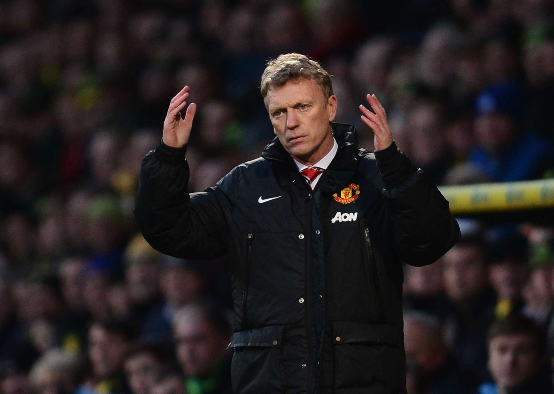 NORWICH, ENGLAND - DECEMBER 28:  David Moyes manager of Manchester United reacts during the Barclays Premier League match between Norwich City and  Manchester United at Carrow Road on December 28, 2013 in Norwich, England.  (Photo by Jamie McDonald/Getty Images)