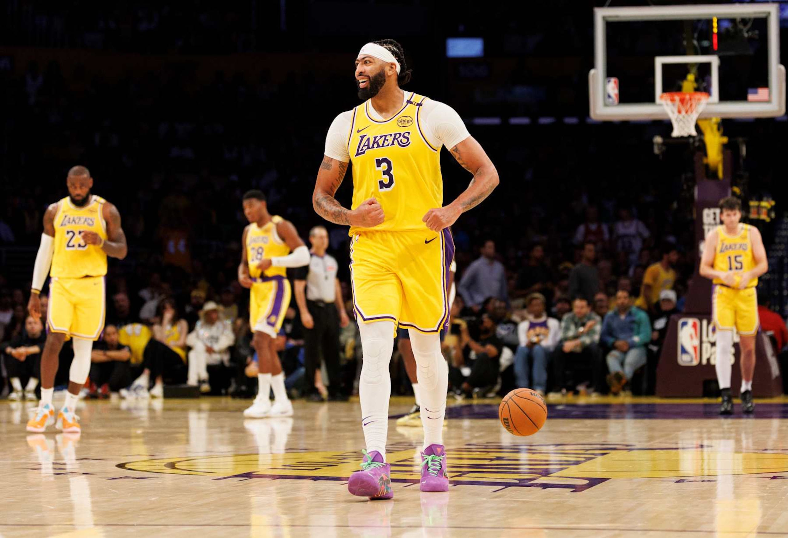 Lakers center Anthony Davis