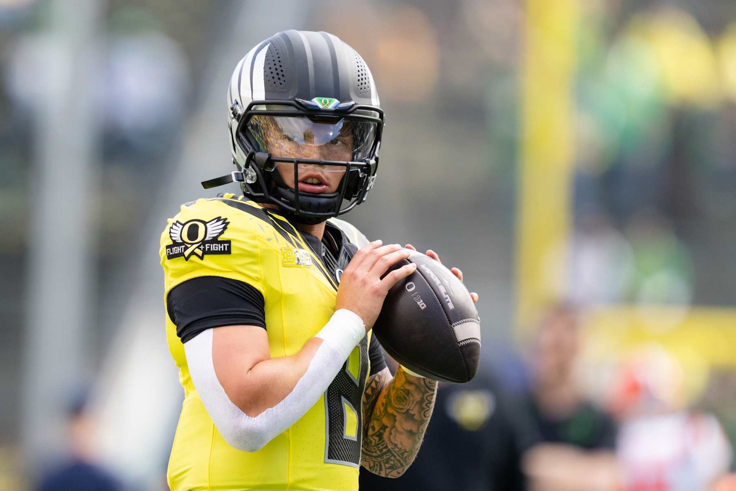 Oregon QB Dillon Gabriel Oregon QB Dillon Gabriel