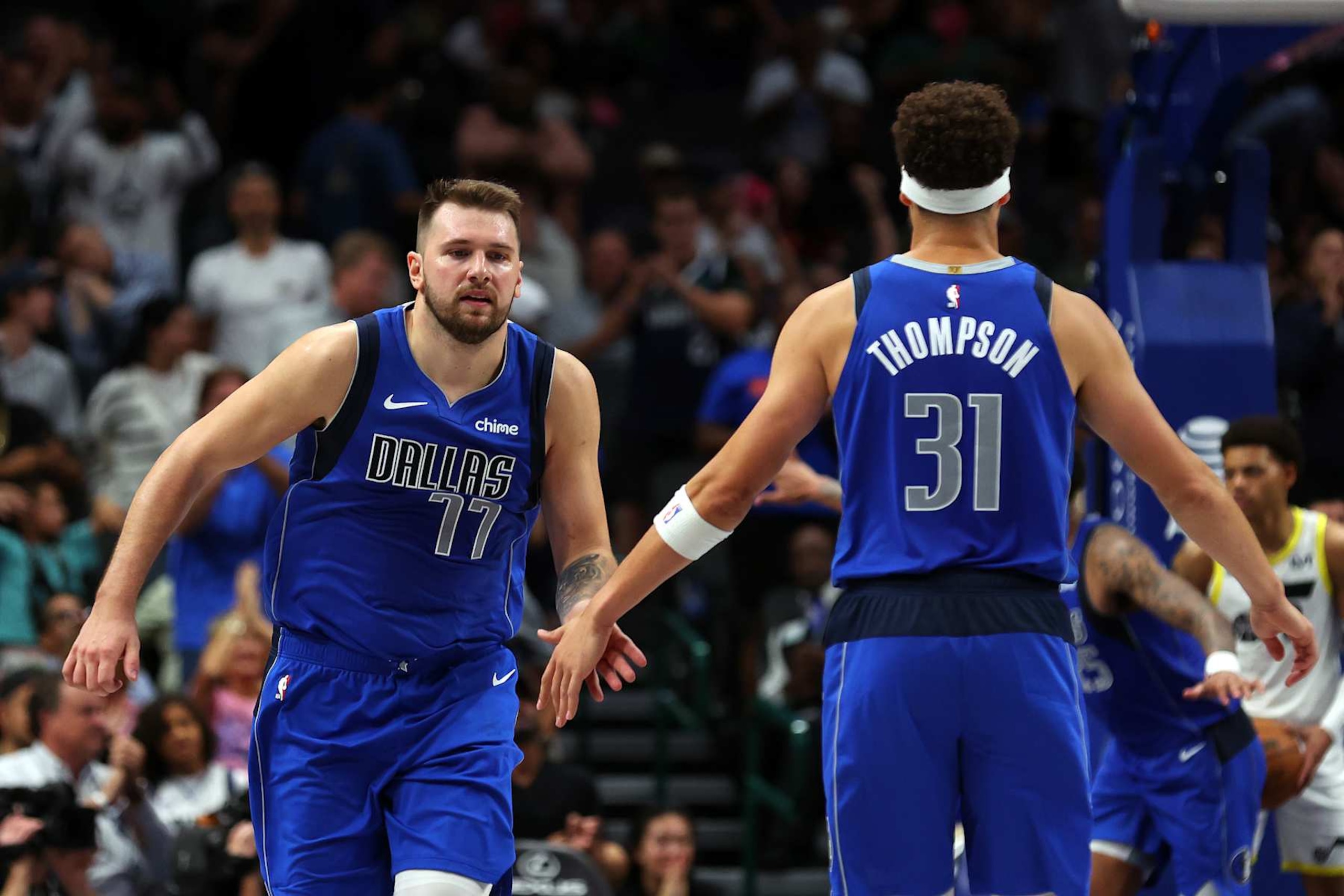 Luka DonÄiÄ and Klay Thompson Luka DonÄiÄ and Klay Thompson