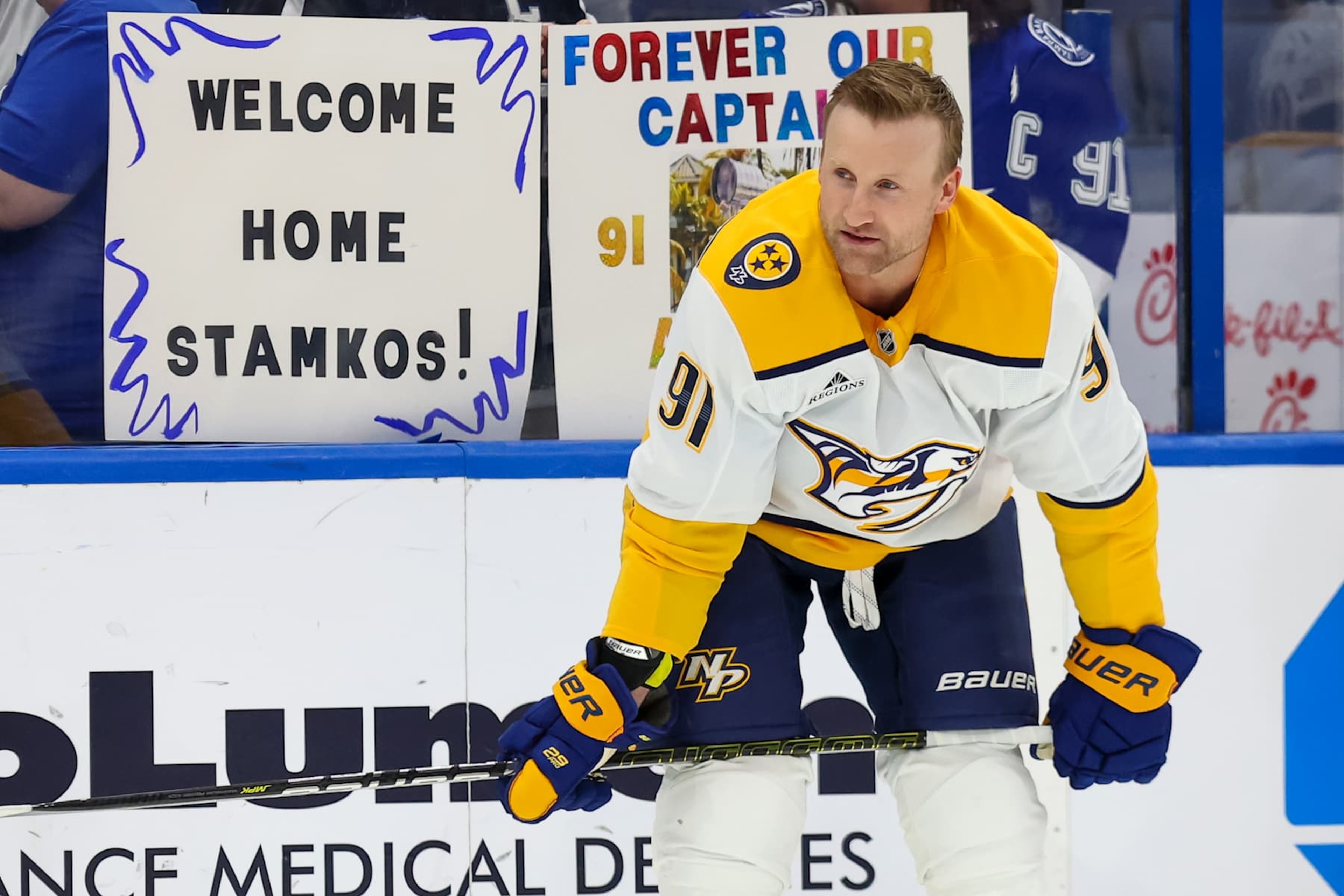 TAMPA, FL - OCTOBER 28: Former Tampa Bay Lightning Steven Stamkos #91 of the Nashville Predators warms up in his first game back to Amalie Arena against the Tampa Bay Lightning on October 28, 2024 in Tampa, Florida. (Photo by Mike Carlson/Getty Images) TAMPA, FL - OCTOBER 28: Former Tampa Bay Lightning Steven Stamkos #91 of the Nashville Predators warms up in his first game back to Amalie Arena against the Tampa Bay Lightning on October 28, 2024 in Tampa, Florida. (Photo by Mike Carlson/Getty Images)