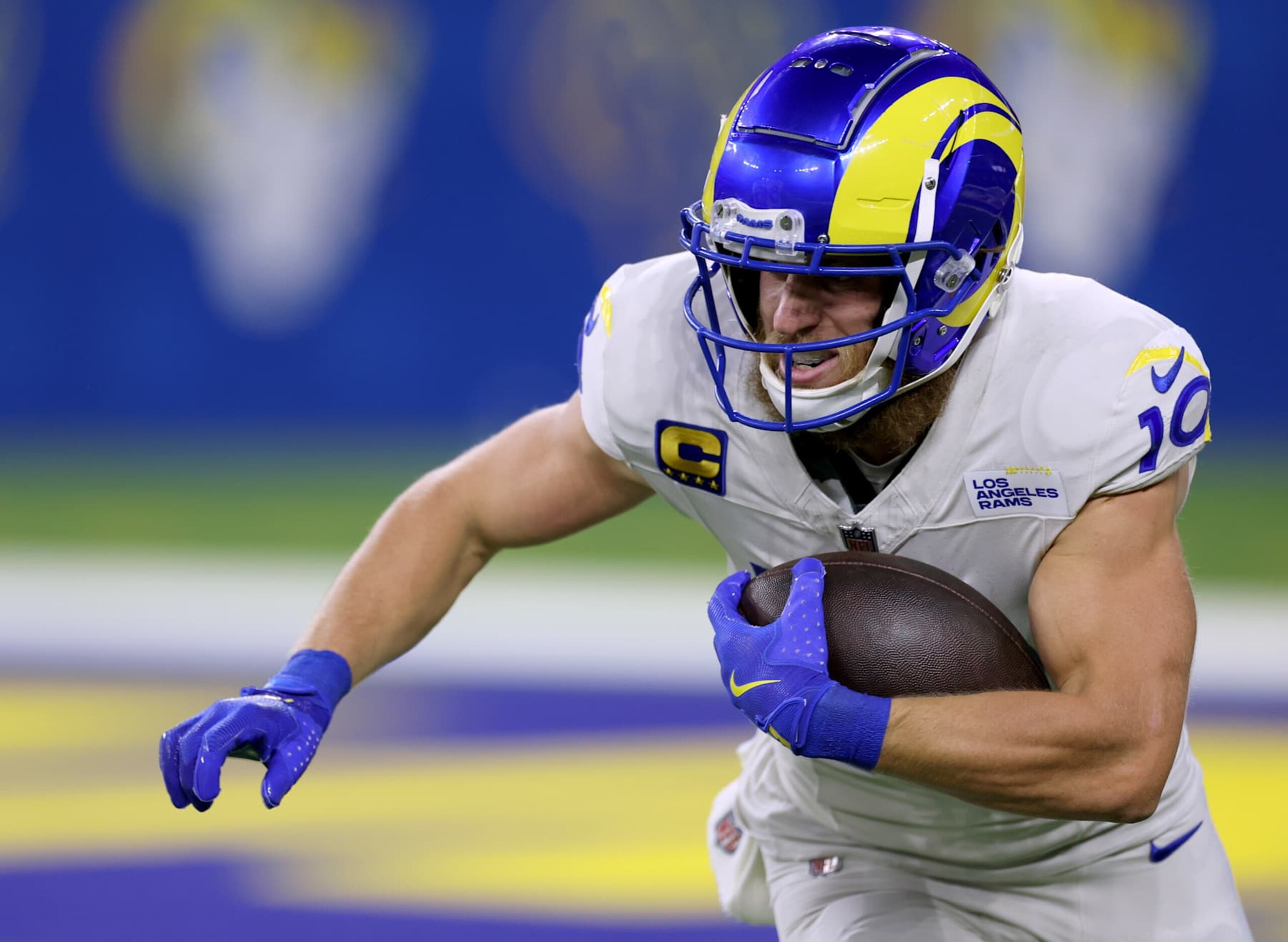 INGLEWOOD, CALIFORNIA - OCTOBER 24: Cooper Kupp #10 of the Los Angeles Rams runs after his catch off of a screen during a 30-20 win over the Minnesota Vikings at SoFi Stadium on October 24, 2024 in Inglewood, California. (Photo by Harry How/Getty Images)