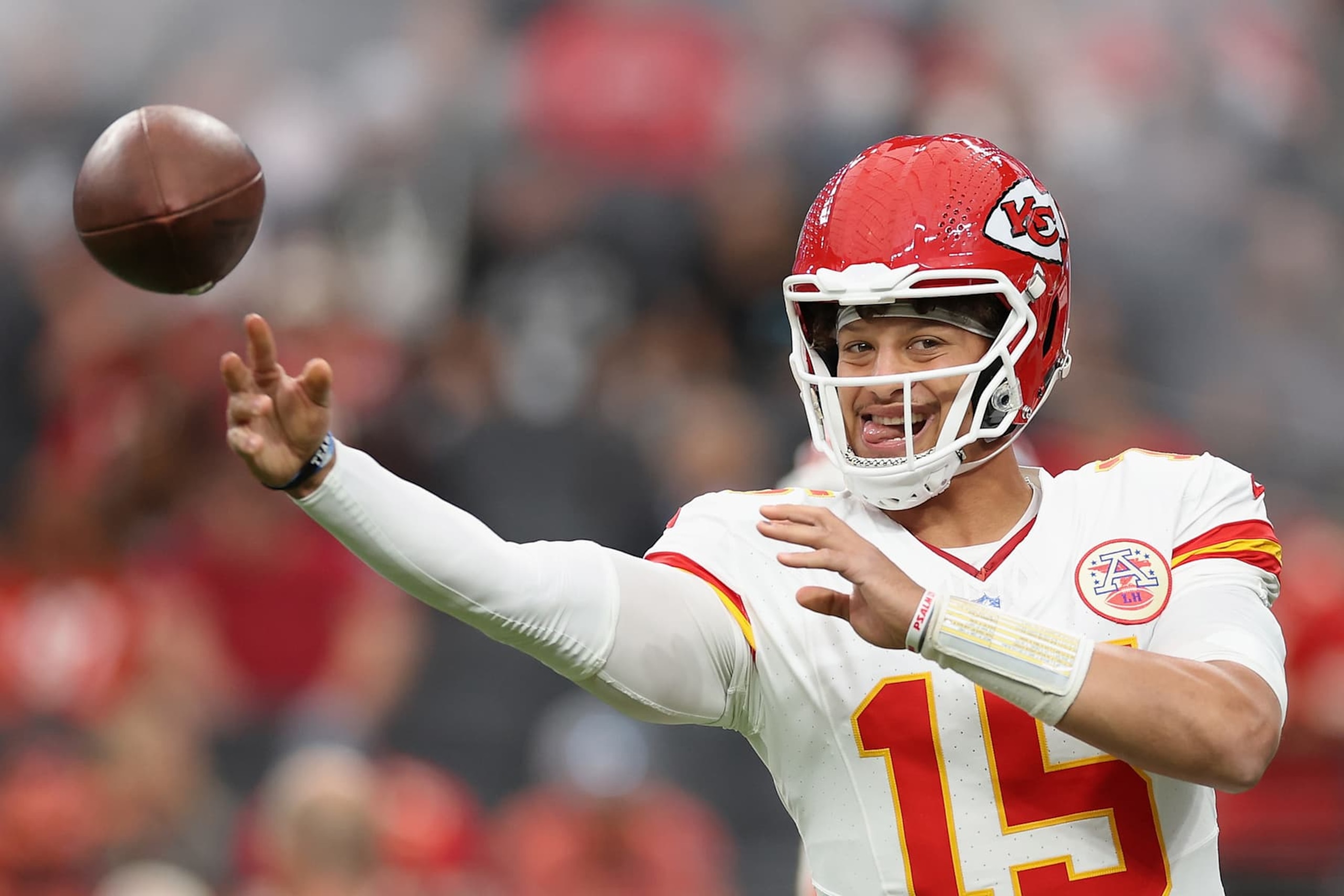 LAS VEGAS, NEVADA - OCTOBER 27: Patrick Mahomes #15 of the Kansas City Chiefs warms up during the NFL game against the Las Vegas Raiders at Allegiant Stadium on October 27, 2024 in Las Vegas, Nevada. The Chiefs defeated the Raiders 27-20. (Photo by Christian Petersen/Getty Images) LAS VEGAS, NEVADA - OCTOBER 27: Patrick Mahomes #15 of the Kansas City Chiefs warms up during the NFL game against the Las Vegas Raiders at Allegiant Stadium on October 27, 2024 in Las Vegas, Nevada. The Chiefs defeated the Raiders 27-20. (Photo by Christian Petersen/Getty Images)