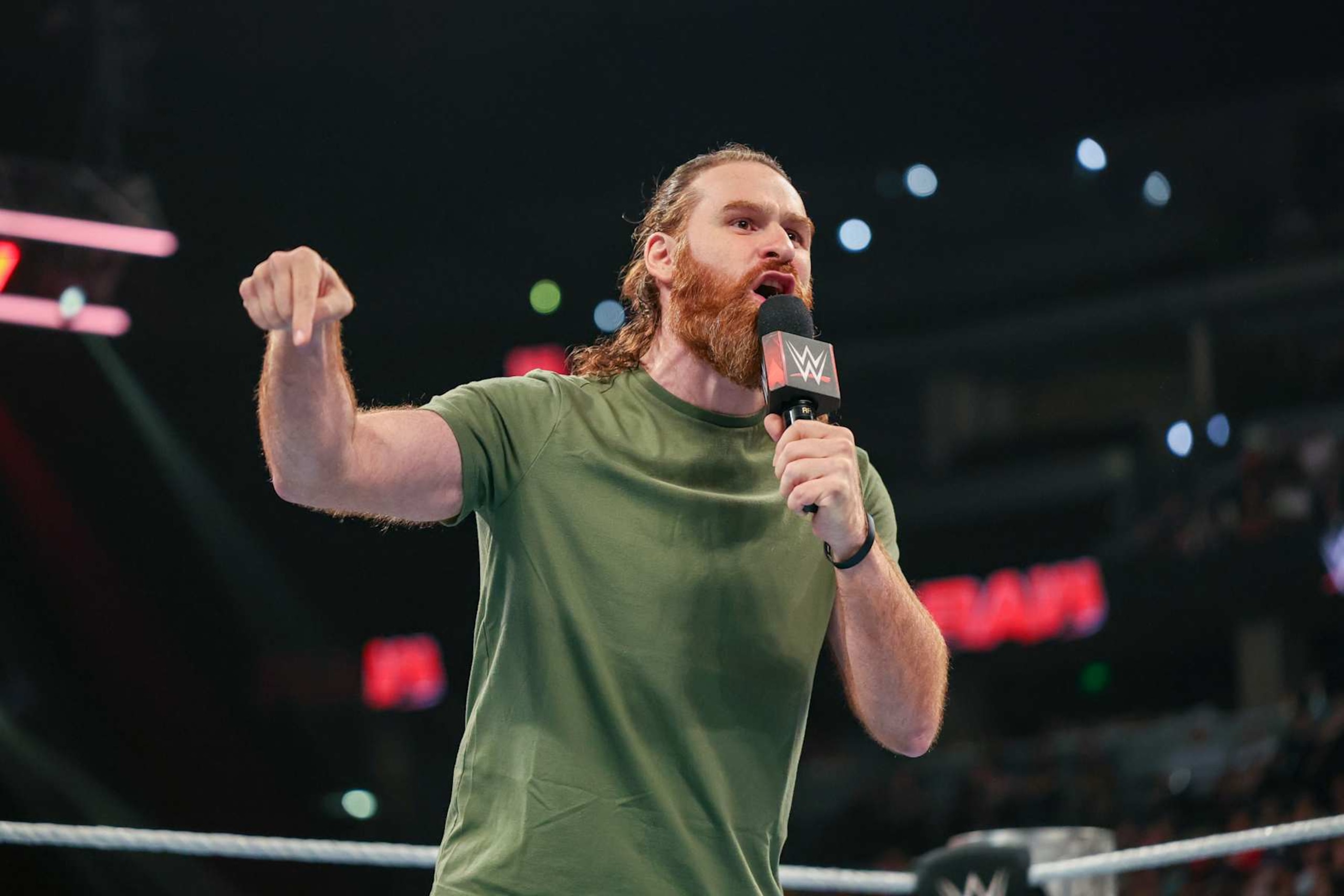 DENVER, COLORADO - SEPTEMBER 2: Sami Zayn challengers The World Heaveyweight Champion, GUNTHER during Monday Night RAW at Ball Arena on September 2, 2024 in Denver, Colorado. (Photo by WWE/Getty Images) DENVER, COLORADO - SEPTEMBER 2: Sami Zayn challengers The World Heaveyweight Champion, GUNTHER during Monday Night RAW at Ball Arena on September 2, 2024 in Denver, Colorado. (Photo by WWE/Getty Images)