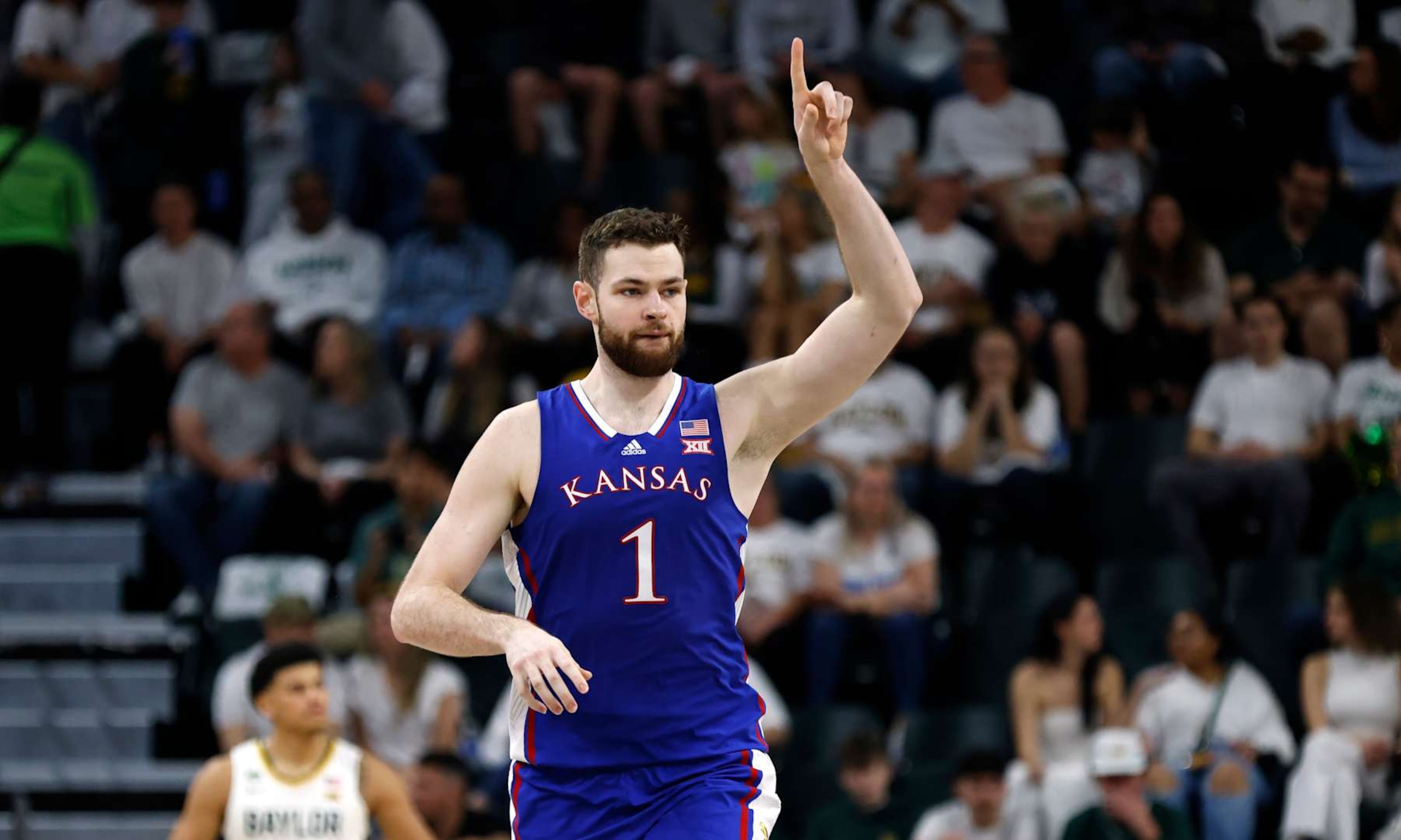 Kansas' Hunter Dickinson