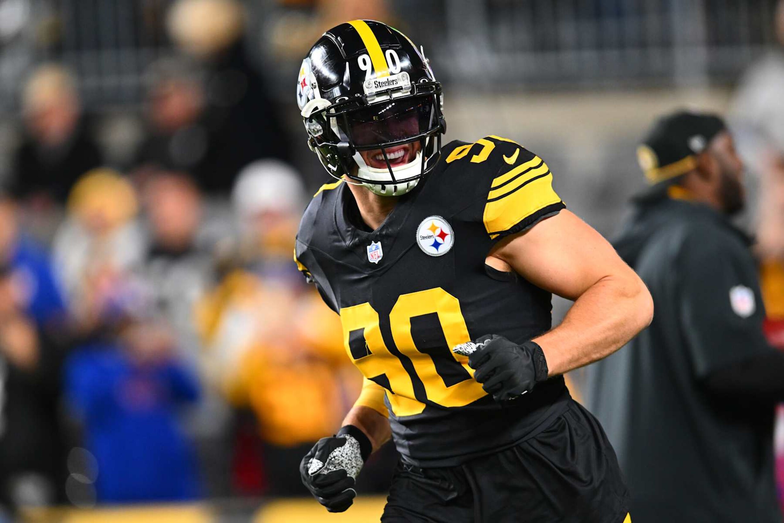 PITTSBURGH, PENNSYLVANIA - OCTOBER 28: T.J. Watt #90 of the Pittsburgh Steelers warms up prior to the game against the New York Giants at Acrisure Stadium on October 28, 2024 in Pittsburgh, Pennsylvania. (Photo by Joe Sargent/Getty Images)