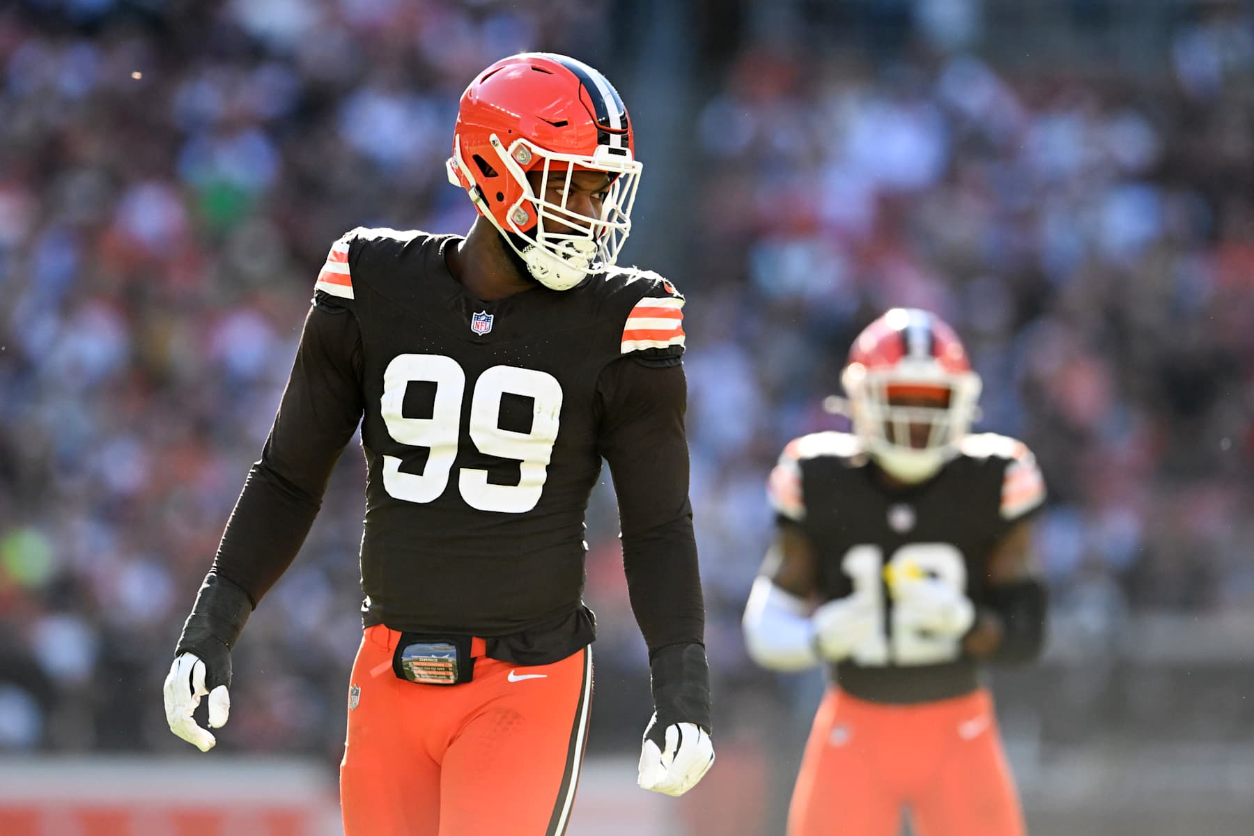 CLEVELAND, OHIO - OCTOBER 20: Za'Darius Smith #99 of the Cleveland Browns waits for the snap during the fourth quarter against the Cincinnati Bengals at Huntington Bank Field on October 20, 2024 in Cleveland, Ohio. (Photo by Nick Cammett/Diamond Images via Getty Images)