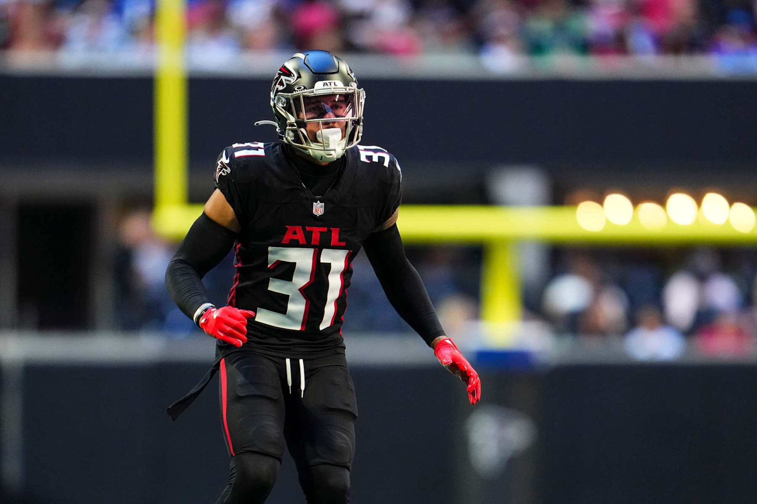 ATLANTA, GA - OCTOBER 20: Justin Simmons #31 of the Atlanta Falcons defends in coverage during an NFL football game against the Seattle Seahawks at Mercedes-Benz Stadium on October 20, 2024 in Atlanta, Georgia. (Photo by Cooper Neill/Getty Images)
