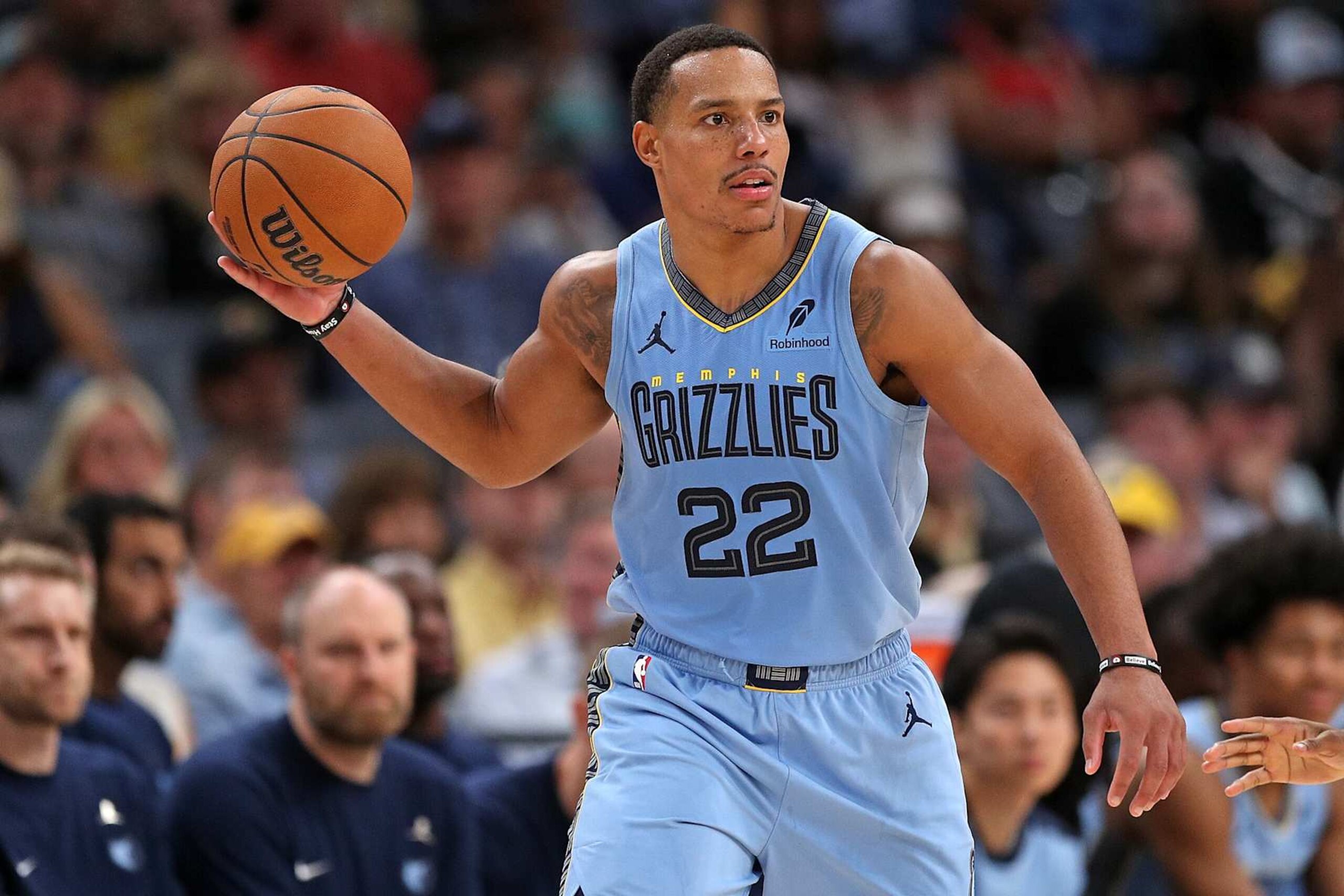 MEMPHIS, TENNESSEE - OCTOBER 28: Desmond Bane #22 of the Memphis Grizzlies handles the ball during the game against the Chicago Bulls at FedExForum on October 28, 2024 in Memphis, Tennessee. NOTE TO USER: User expressly acknowledges and agrees that, by downloading and or using this photograph, User is consenting to the terms and conditions of the Getty Images License Agreement. (Photo by Justin Ford/Getty Images) MEMPHIS, TENNESSEE - OCTOBER 28: Desmond Bane #22 of the Memphis Grizzlies handles the ball during the game against the Chicago Bulls at FedExForum on October 28, 2024 in Memphis, Tennessee. NOTE TO USER: User expressly acknowledges and agrees that, by downloading and or using this photograph, User is consenting to the terms and conditions of the Getty Images License Agreement. (Photo by Justin Ford/Getty Images)