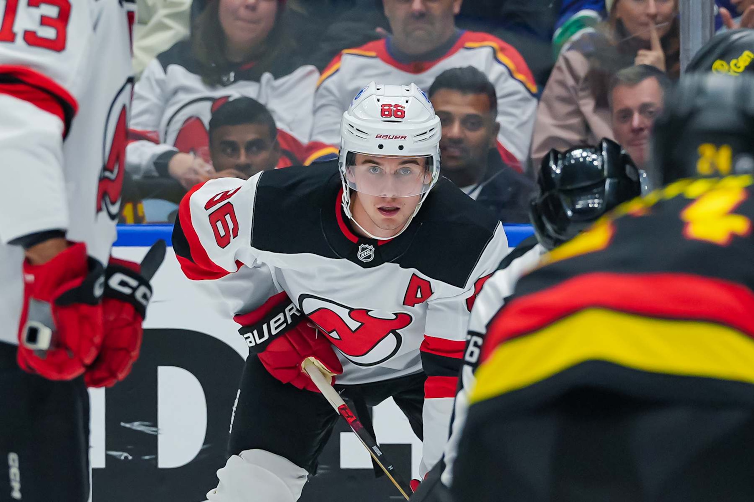 VANCOUVER, CANADA - OCTOBER 30: Jack Hughes #86 of the New Jersey Devils looks up the ice during the first period of their NHL game against the Vancouver Canucks at Rogers Arena on October 30, 2024 in Vancouver, British Columbia, Canada. (Photo by Derek Cain/Getty Images) VANCOUVER, CANADA - OCTOBER 30: Jack Hughes #86 of the New Jersey Devils looks up the ice during the first period of their NHL game against the Vancouver Canucks at Rogers Arena on October 30, 2024 in Vancouver, British Columbia, Canada. (Photo by Derek Cain/Getty Images)