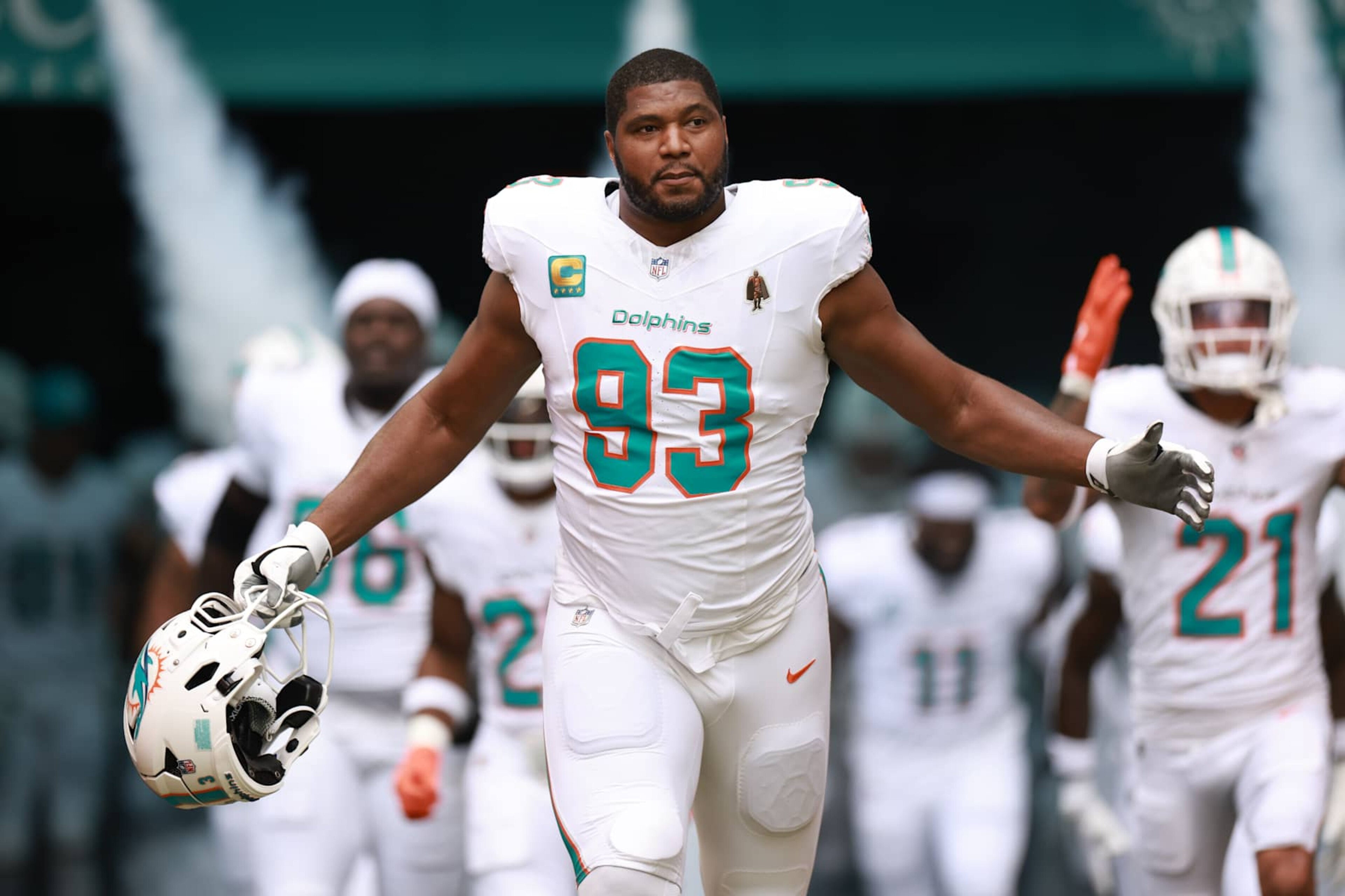MIAMI GARDENS, FLORIDA - OCTOBER 27: Calais Campbell #93 of the Miami Dolphins enters the field to face the Arizona Cardinals at Hard Rock Stadium on October 27, 2024 in Miami Gardens, Florida. (Photo by Carmen Mandato/Getty Images) MIAMI GARDENS, FLORIDA - OCTOBER 27: Calais Campbell #93 of the Miami Dolphins enters the field to face the Arizona Cardinals at Hard Rock Stadium on October 27, 2024 in Miami Gardens, Florida. (Photo by Carmen Mandato/Getty Images)