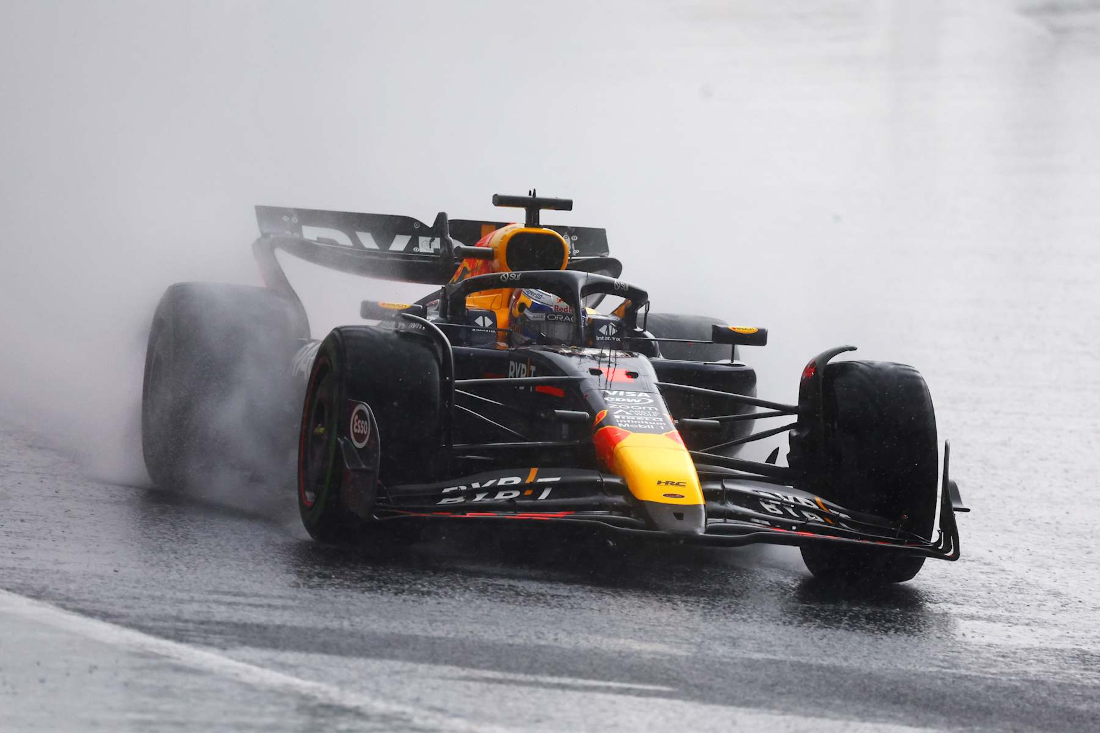SAO PAULO, BRAZIL - NOVEMBER 03: Max Verstappen of the Netherlands driving the (1) Oracle Red Bull Racing RB20 on track during the F1 Grand Prix of Brazil at Autodromo Jose Carlos Pace on November 03, 2024 in Sao Paulo, Brazil. (Photo by Mark Thompson/Getty Images) SAO PAULO, BRAZIL - NOVEMBER 03: Max Verstappen of the Netherlands driving the (1) Oracle Red Bull Racing RB20 on track during the F1 Grand Prix of Brazil at Autodromo Jose Carlos Pace on November 03, 2024 in Sao Paulo, Brazil. (Photo by Mark Thompson/Getty Images)