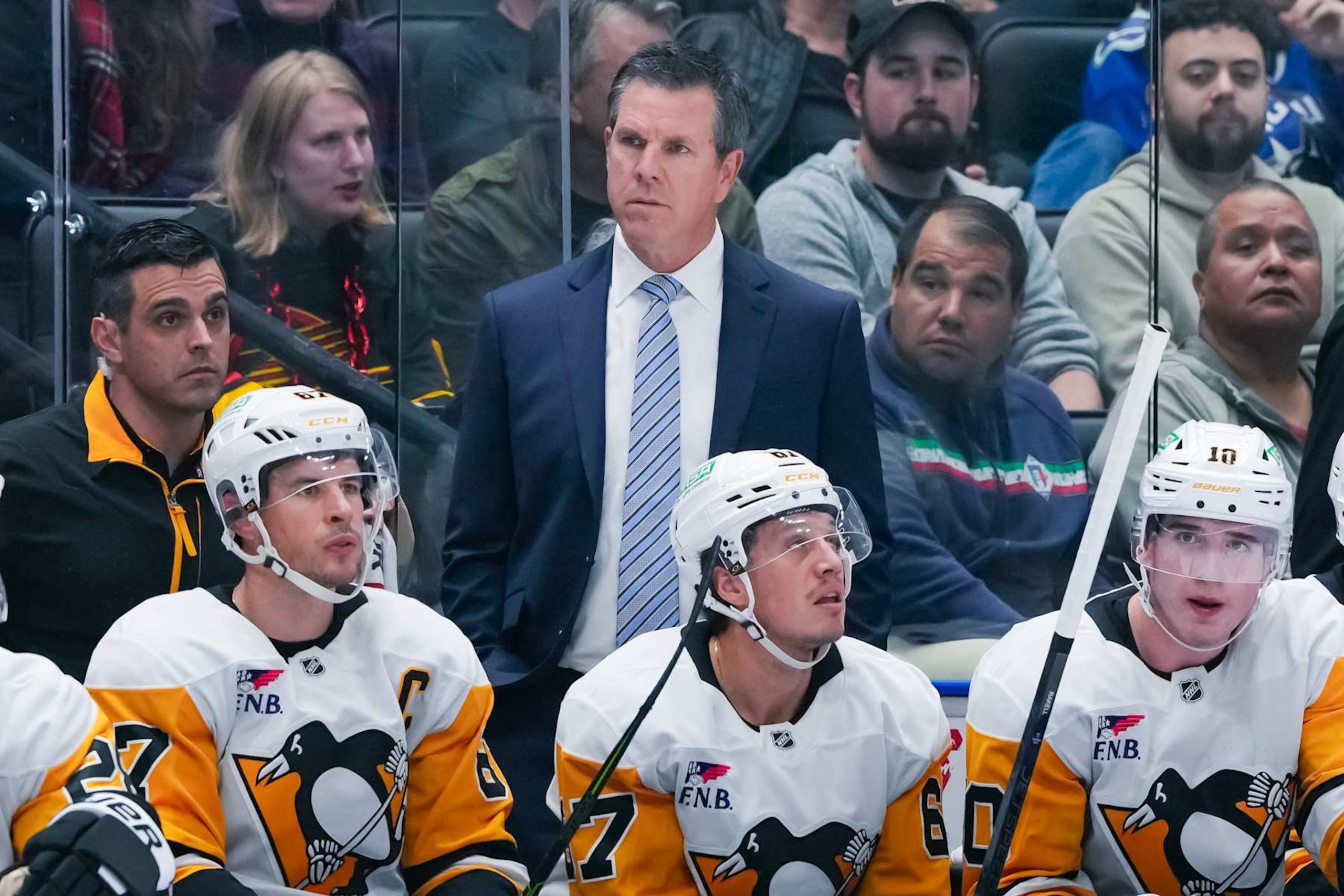 Pittsburgh Penguins head coach Mike Sullivan Pittsburgh Penguins head coach Mike Sullivan
