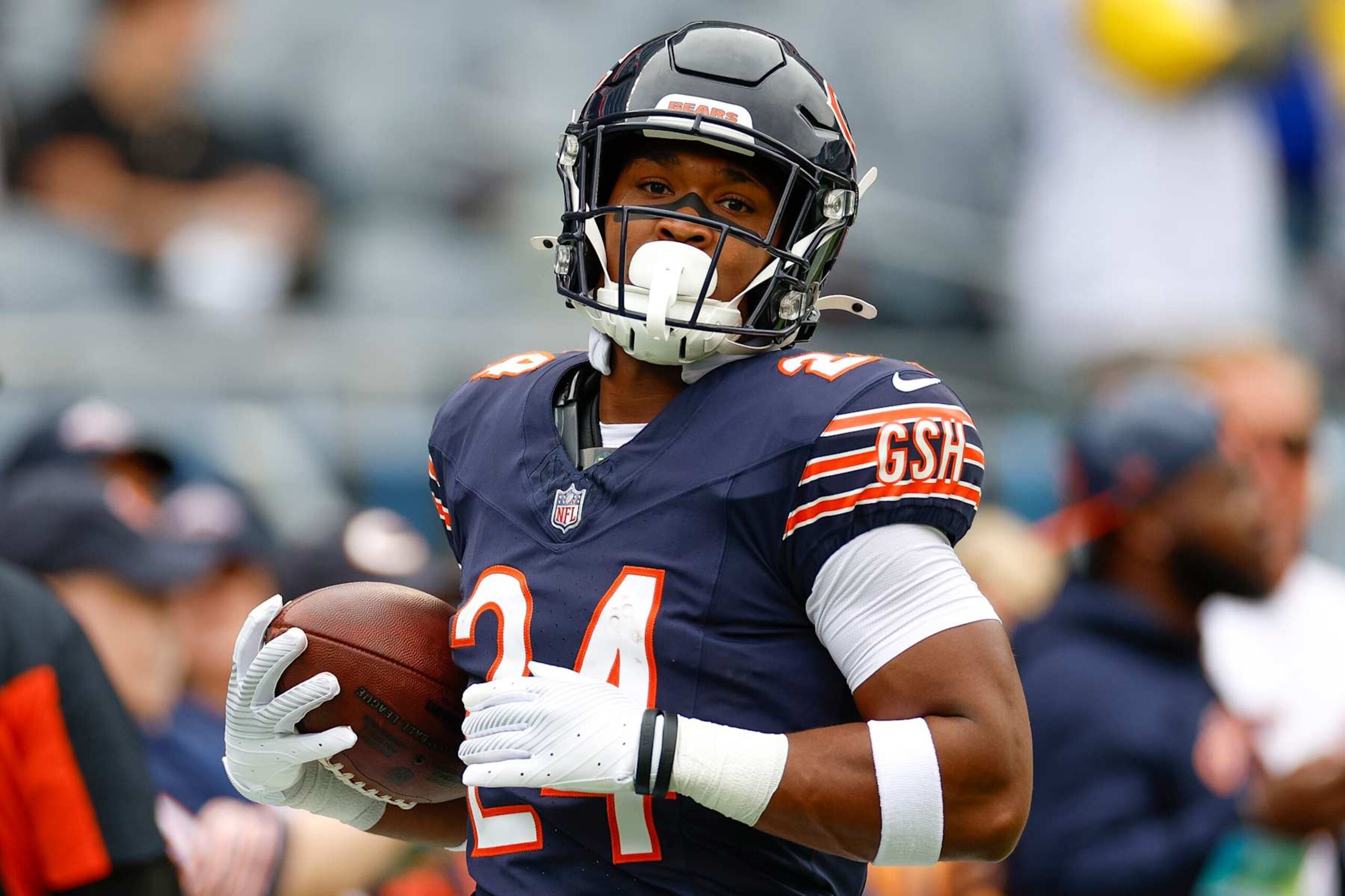 CHICAGO, ILLINOIS - SEPTEMBER 29: Khalil Herbert #24 of the Chicago Bears warms up prior to a game against the Los Angeles Rams at Soldier Field on September 29, 2024 in Chicago, Illinois. (Photo by Brandon Sloter/Getty Images)