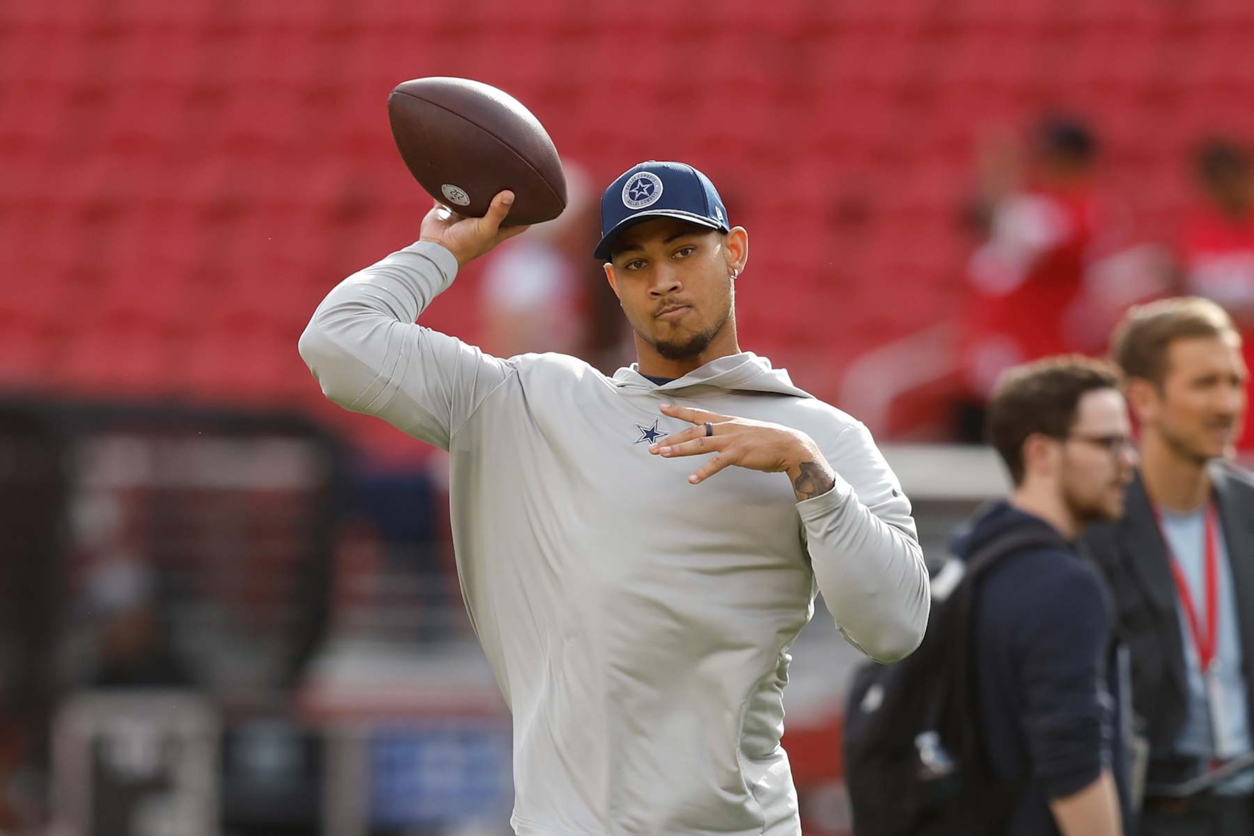 SANTA CLARA, CALIFORNIA - OCTOBER 27: Trey Lance #19 of the Dallas Cowboys warms up before the game against the San Francisco 49ers at Levi's Stadium on October 27, 2024 in Santa Clara, California. (Photo by Lachlan Cunningham/Getty Images) SANTA CLARA, CALIFORNIA - OCTOBER 27: Trey Lance #19 of the Dallas Cowboys warms up before the game against the San Francisco 49ers at Levi's Stadium on October 27, 2024 in Santa Clara, California. (Photo by Lachlan Cunningham/Getty Images)