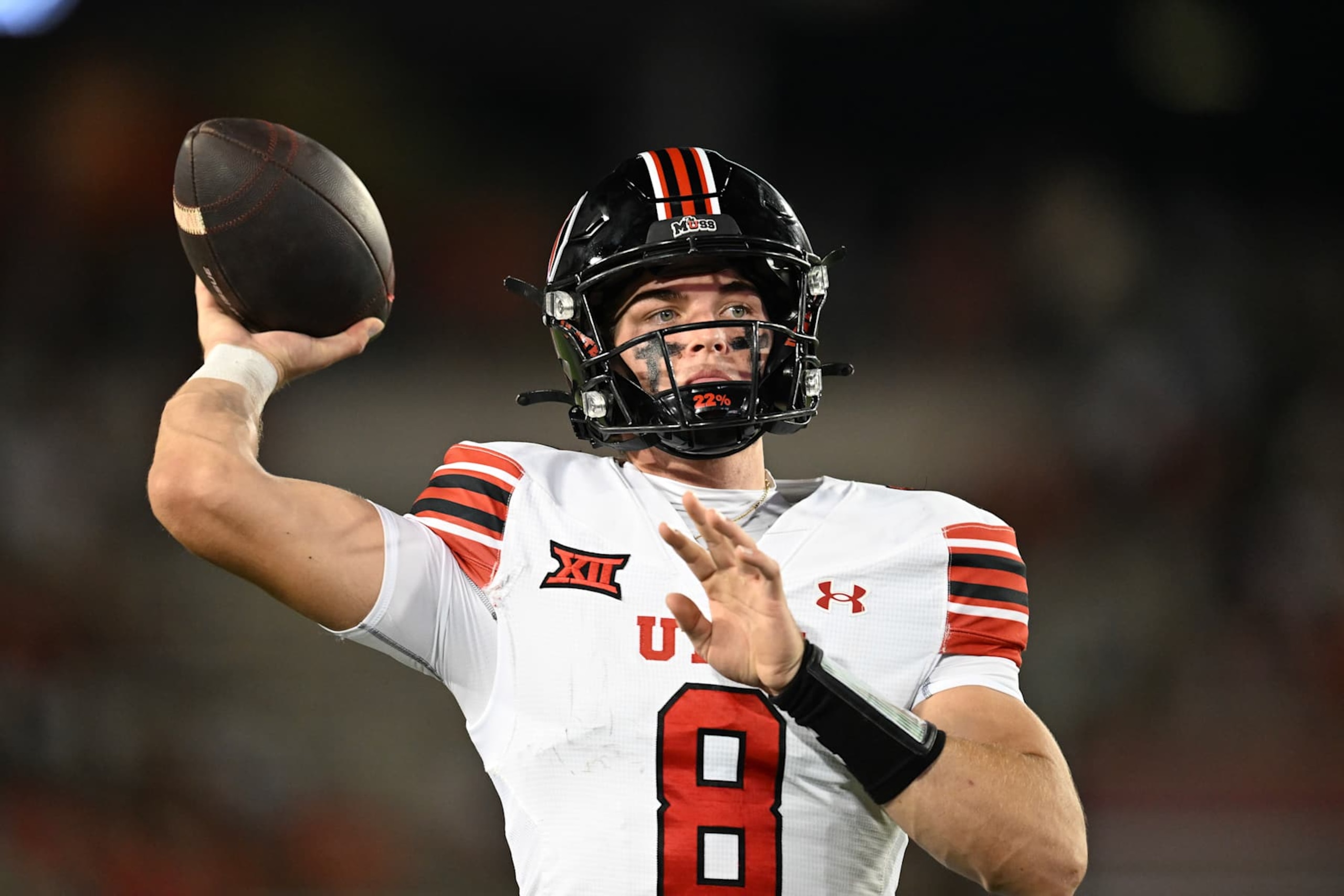 HOUSTON, TEXAS - OCTOBER 26: Brandon Rose #8 of the Utah Utes warms up on the sideline against the Houston Cougars during the second half at TDECU Stadium on October 26, 2024 in Houston, Texas. (Photo by Jack Gorman/Getty Images)