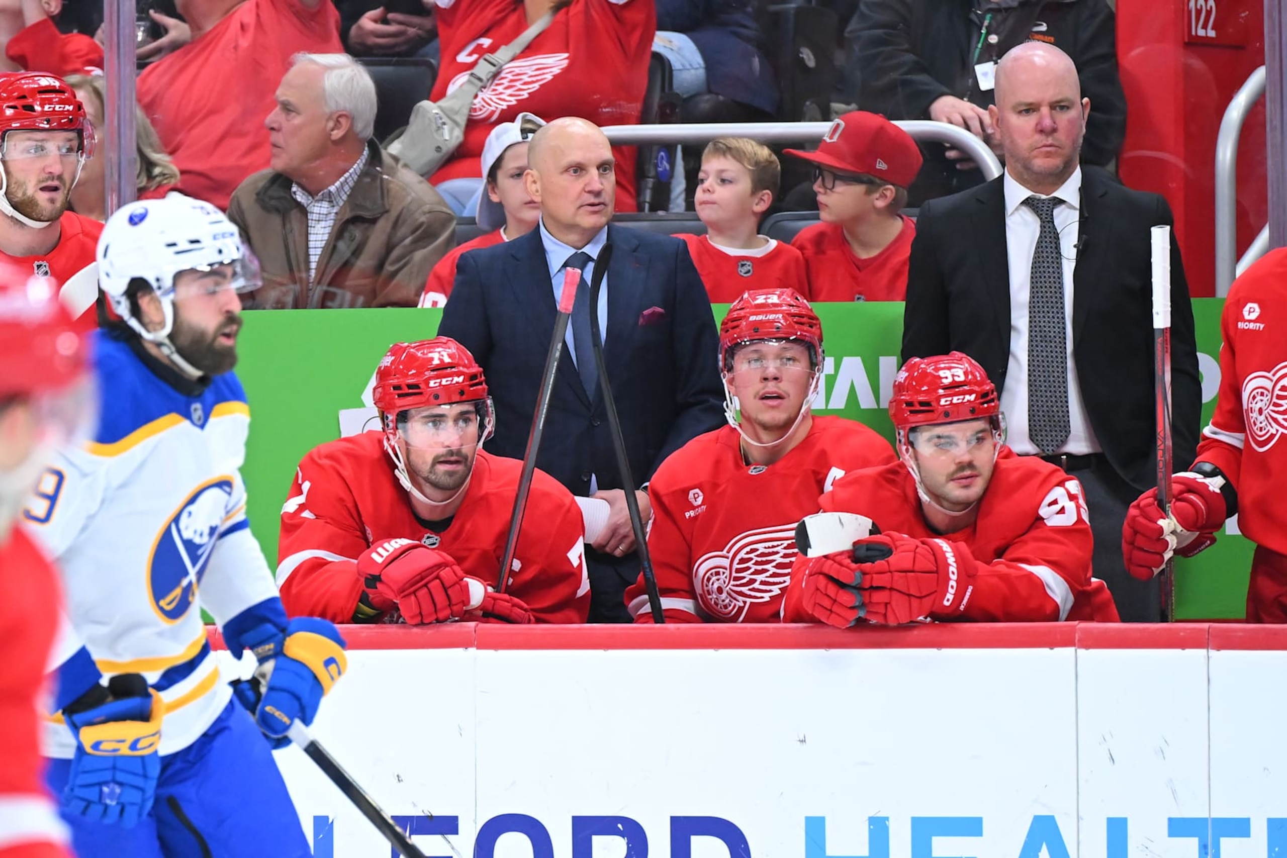 DETROIT, MI - NOVEMBER 02: Detroit Red Wings head coach Derek Lalonde watches the play develop during the game between Buffalo Sabres and Detroit Red Wings on November 2, 2024 at Little Caesars Arena in Detroit, MI (Photo by Allan Dranberg/Icon Sportswire via Getty Images) DETROIT, MI - NOVEMBER 02: Detroit Red Wings head coach Derek Lalonde watches the play develop during the game between Buffalo Sabres and Detroit Red Wings on November 2, 2024 at Little Caesars Arena in Detroit, MI (Photo by Allan Dranberg/Icon Sportswire via Getty Images)